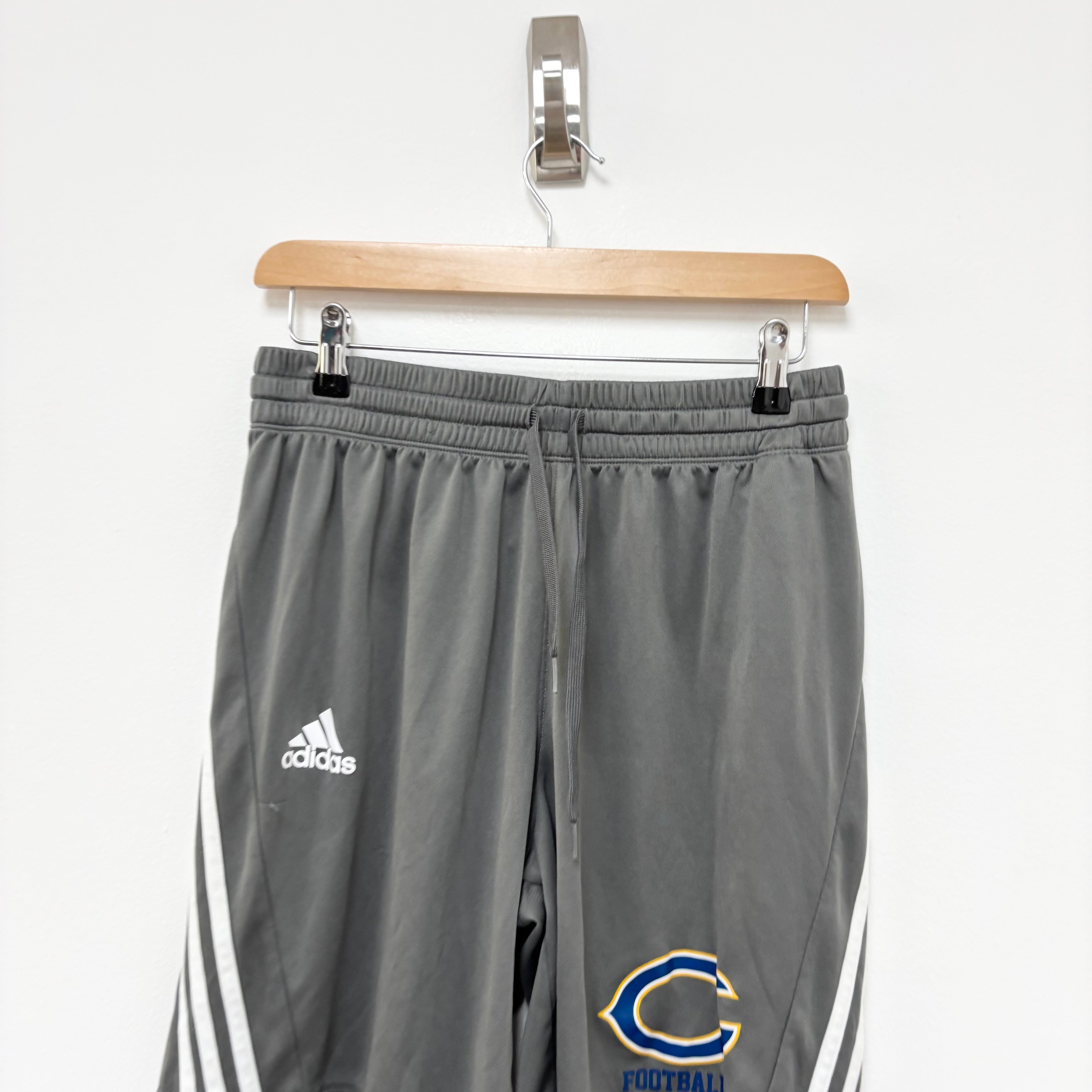 Adidas Shorts Mens Medium Grey Sports Running Gym Athletic Pockets