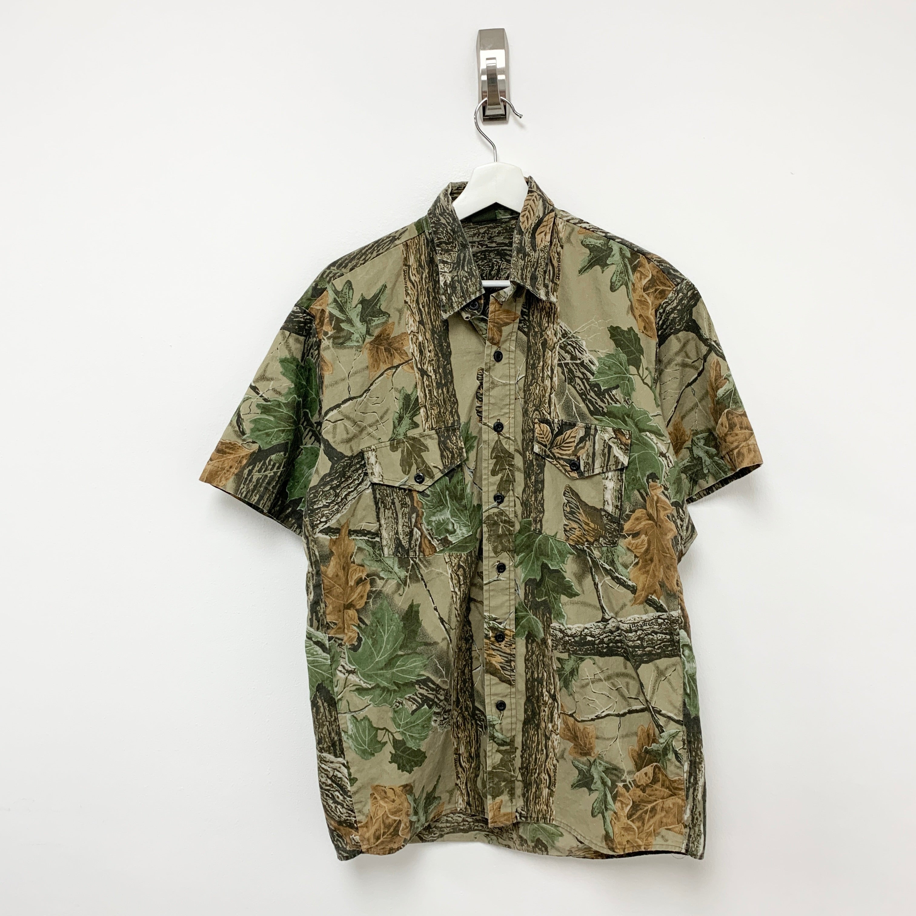 Vintage RealTree Shirt Medium Hunting Camo USA