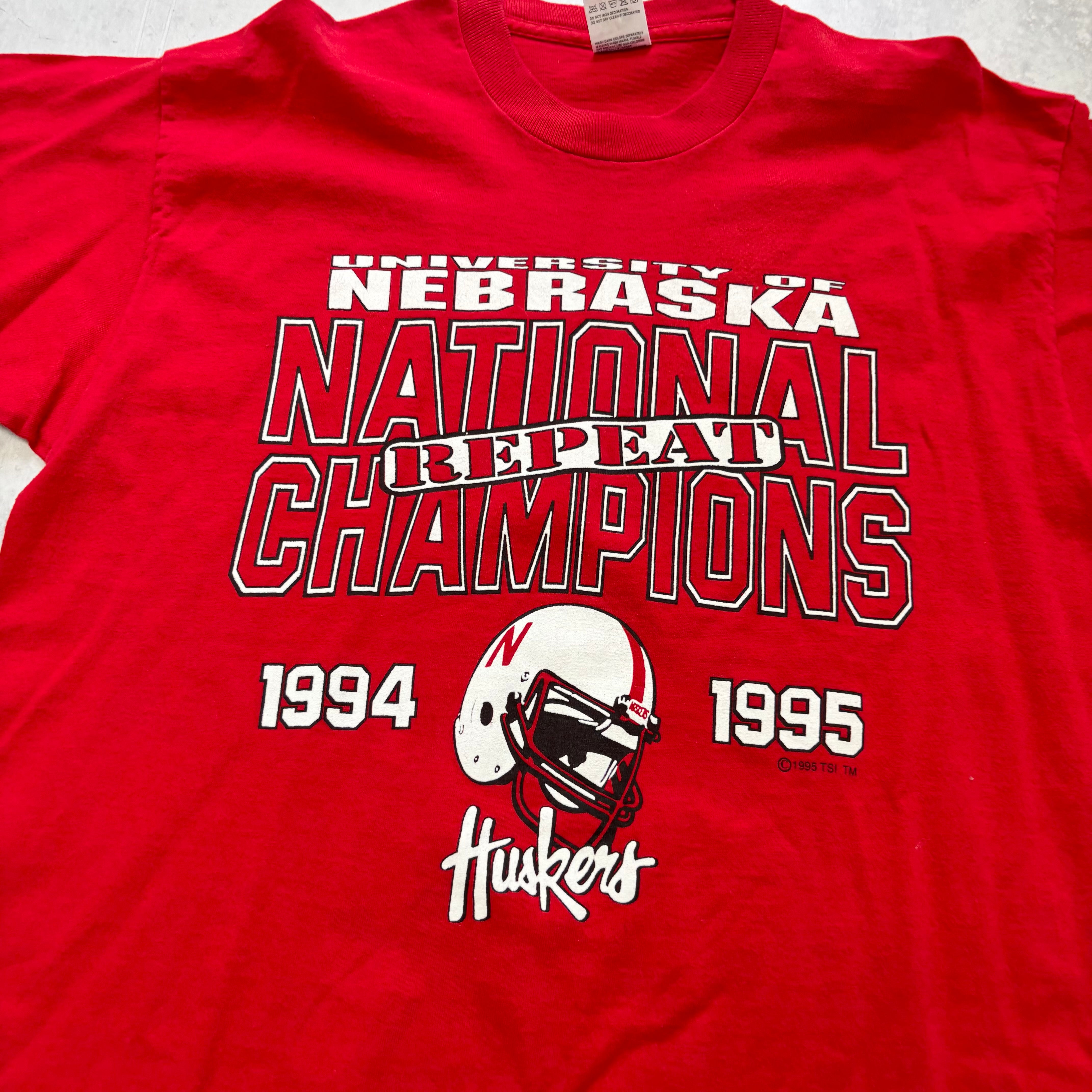 Vintage T Shirt Mens Large Red Single Stitch Graphic Print 90s College NFL (E)