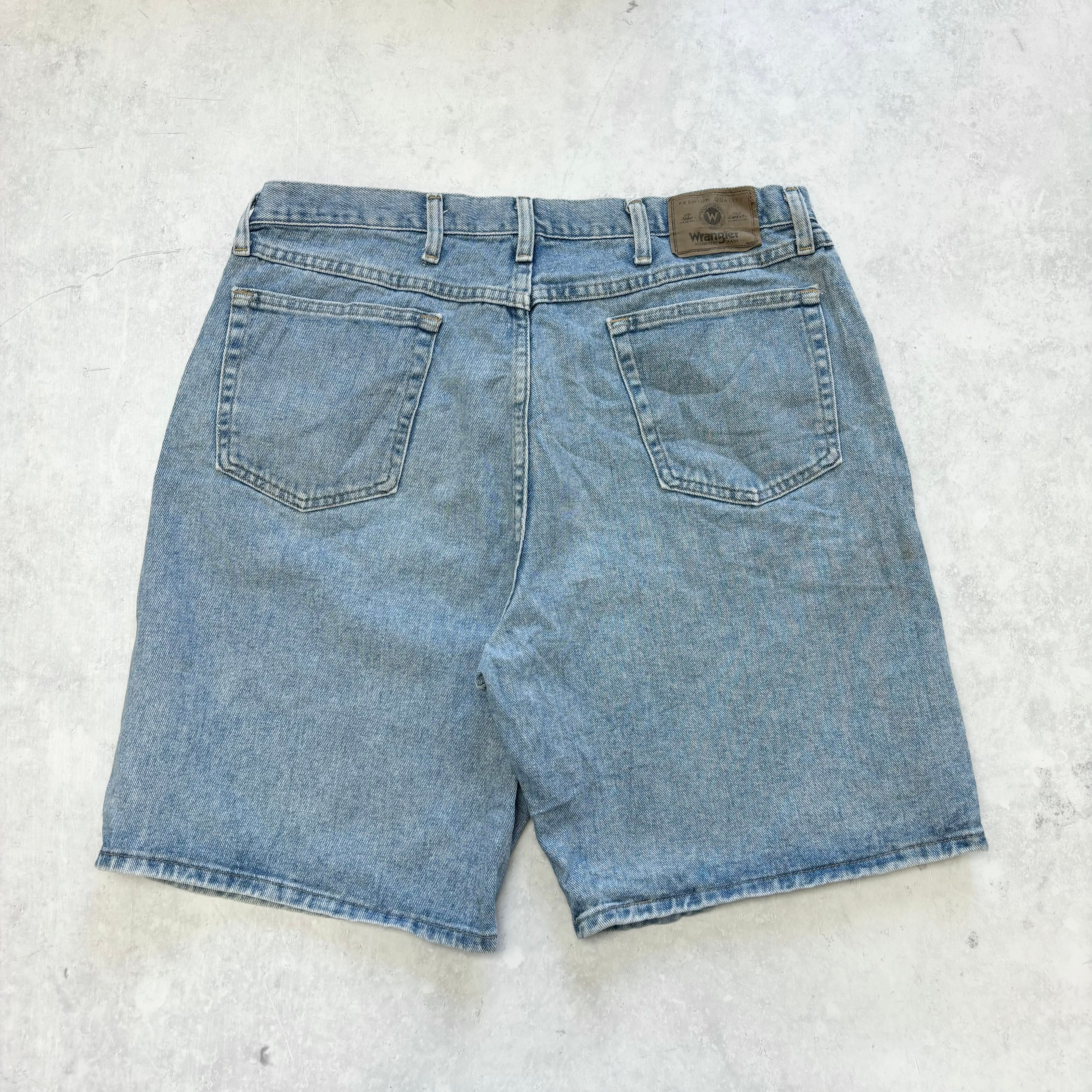 Vintage Wrangler Jorts W38 Mens Denim Shorts Light Blue Baggy Relaxed Fit