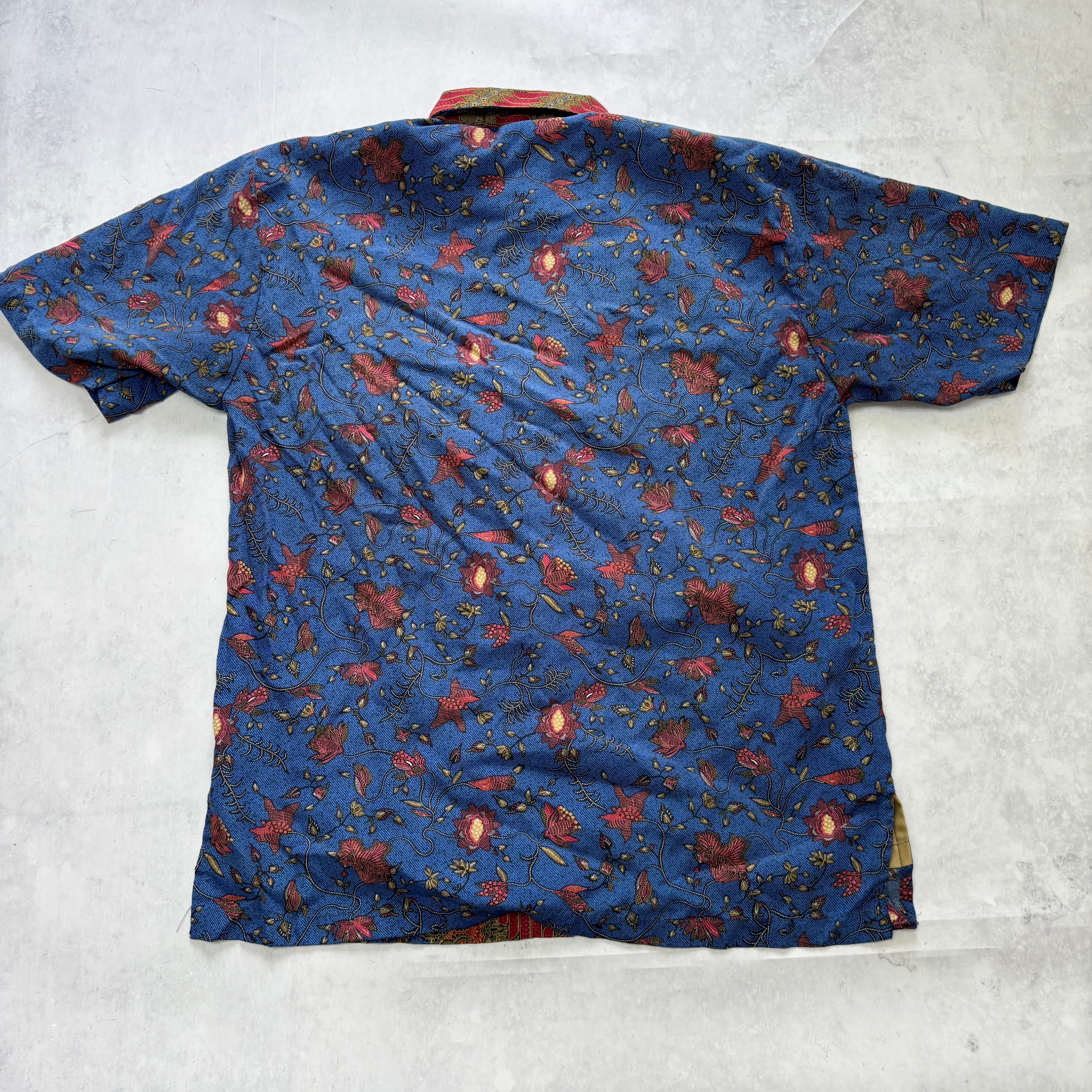 Vintage Funky Shirt Mens Medium Blue Floral Aloha Short Sleeve (E)