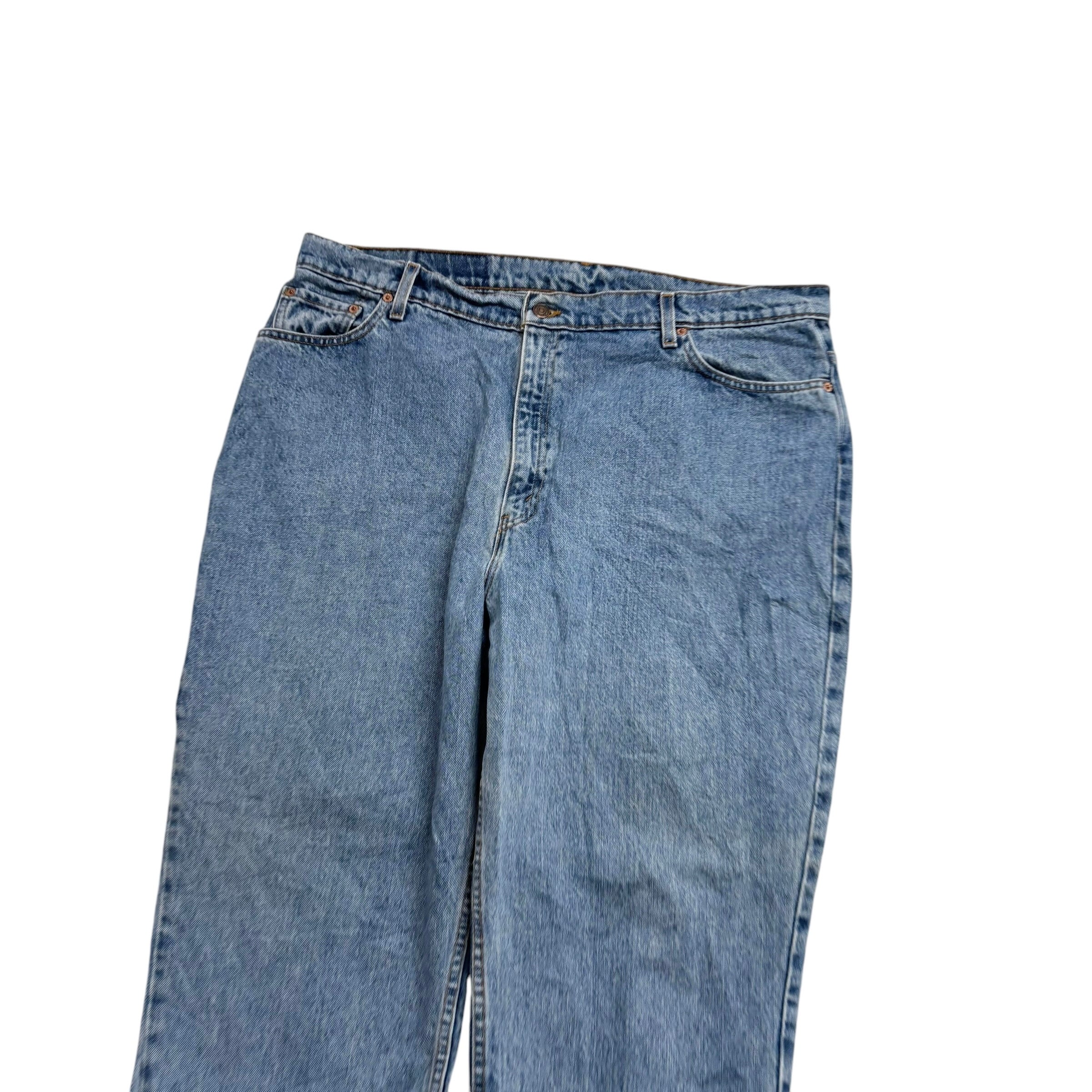 Levis 550 Jeans W40 L32 Womens Light Blue Relaxed Taper Made In USA Vintage (E)