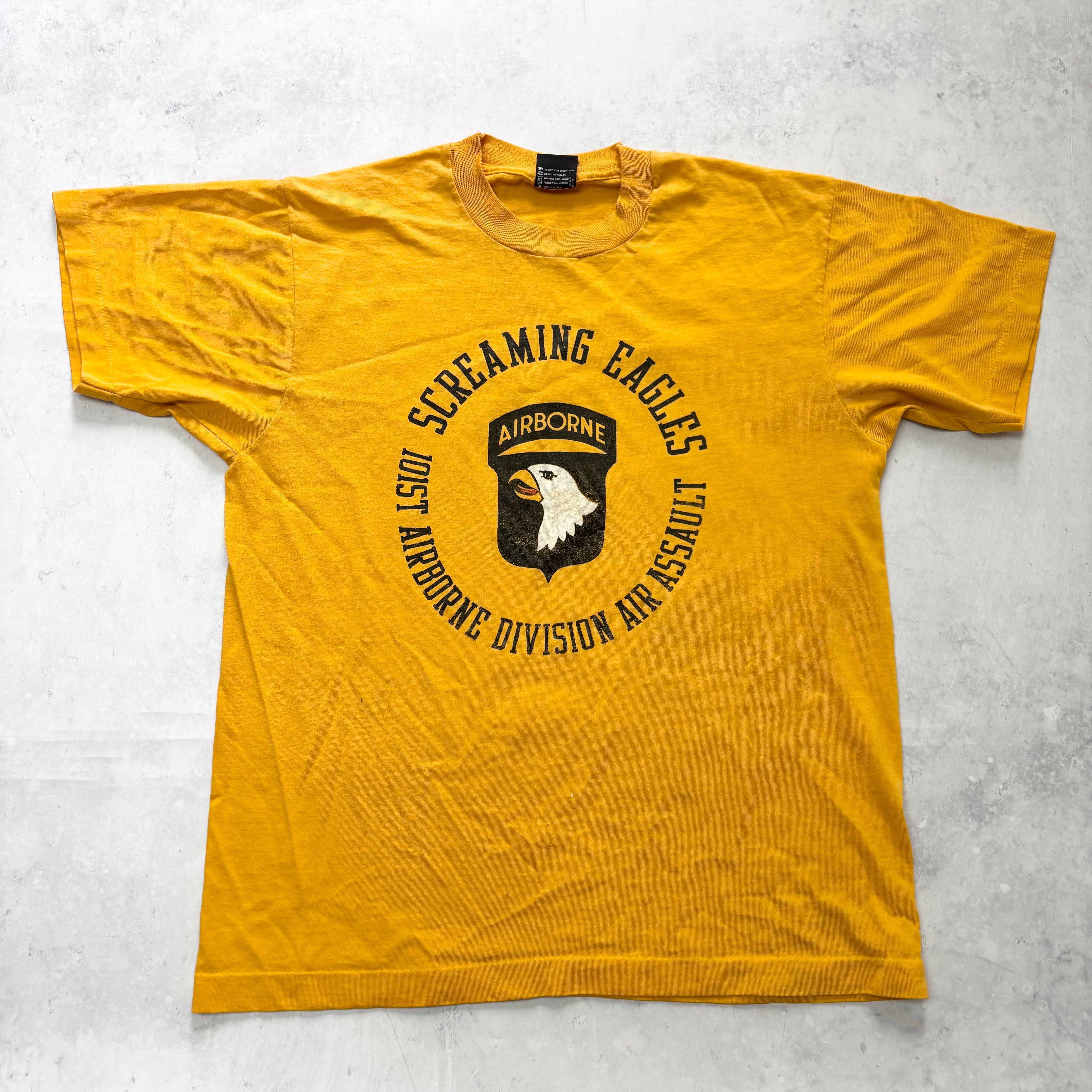 Vintage T Shirt Mens Medium Yellow Single Stitch Graphic Print 90s USA Airborne