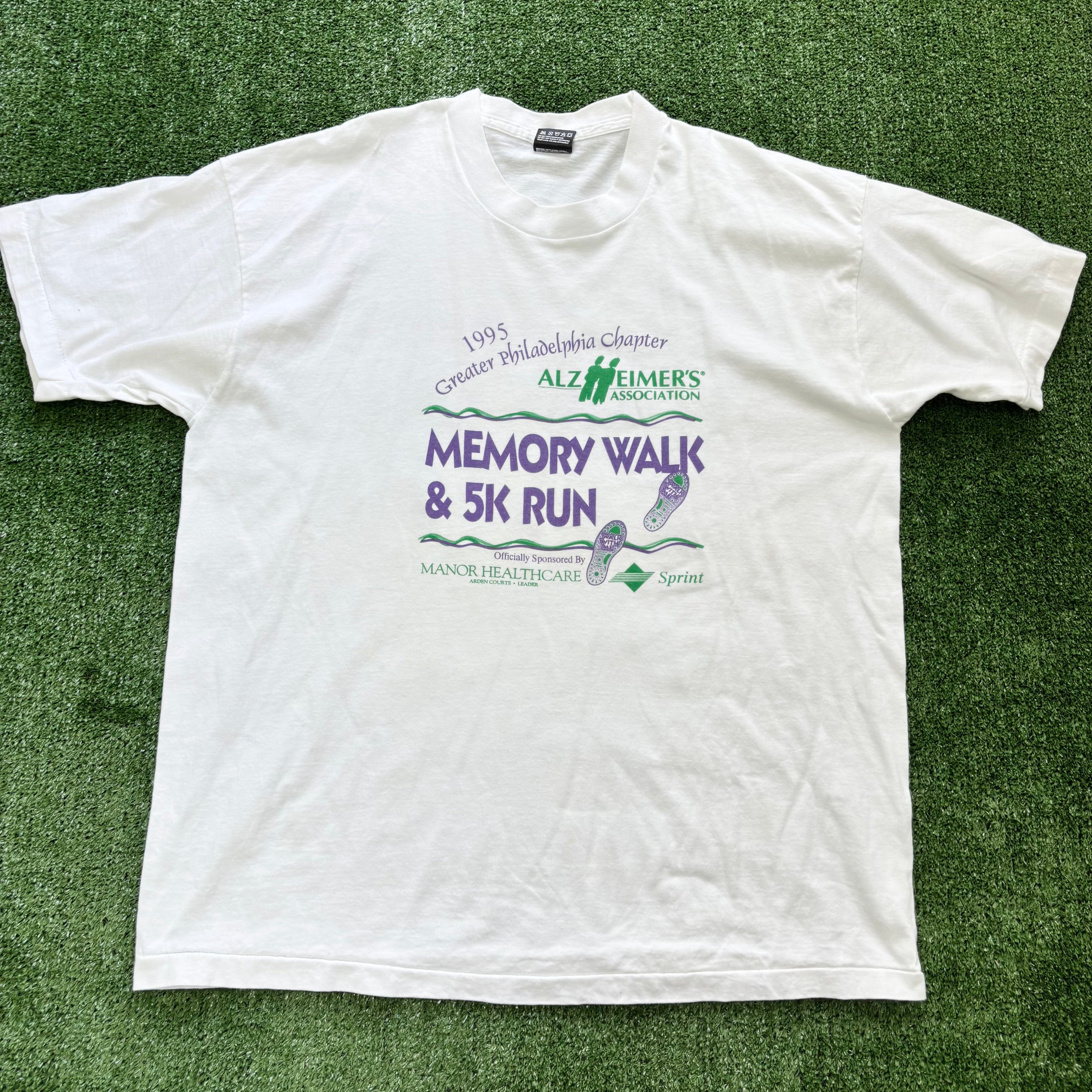 Vintage T Shirt Mens XL White Single Stitch Graphic Print 90s Running