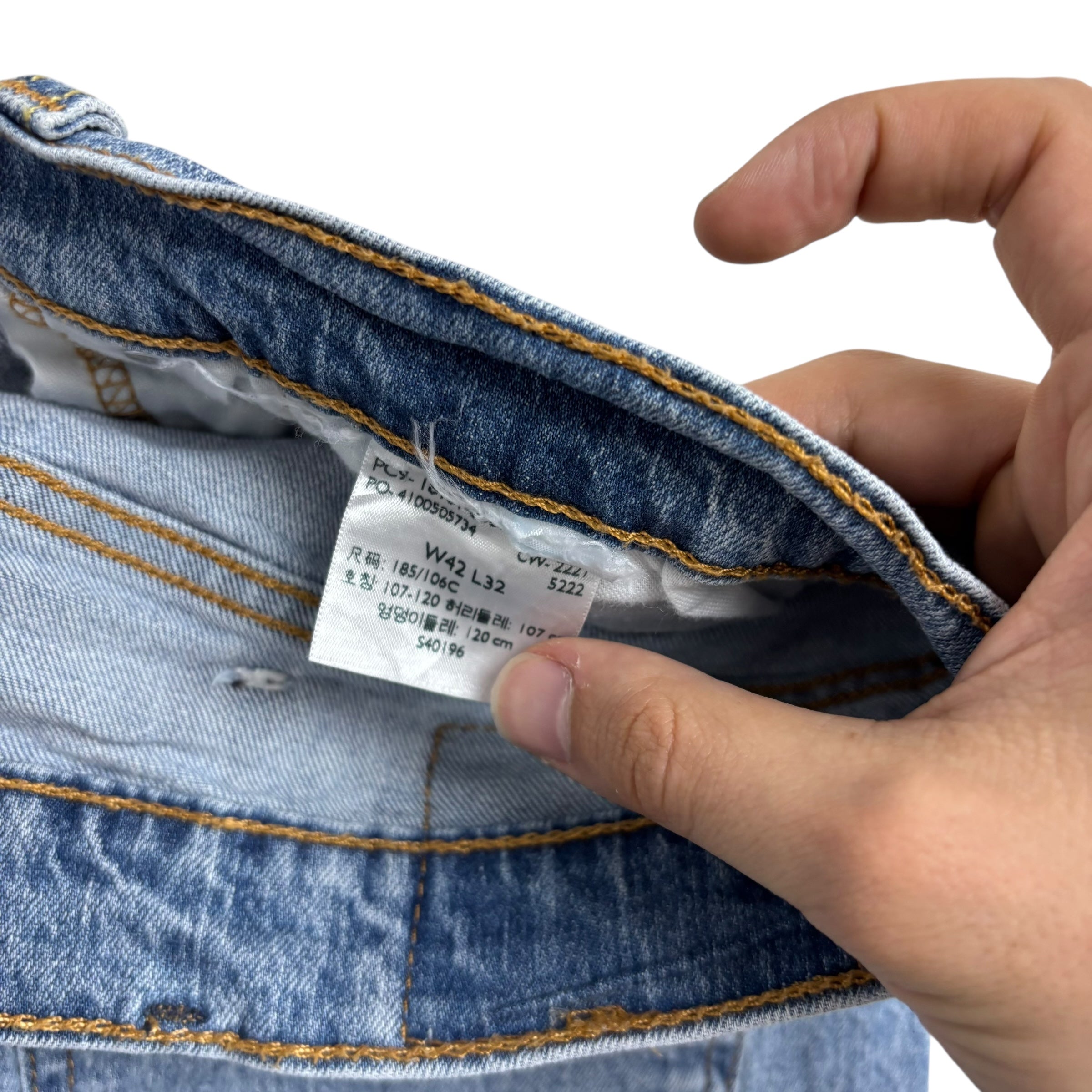 Levis 541 Jeans W42 L32 Mens Light Blue Athletic Tapered Fit Stretch Denim (E)