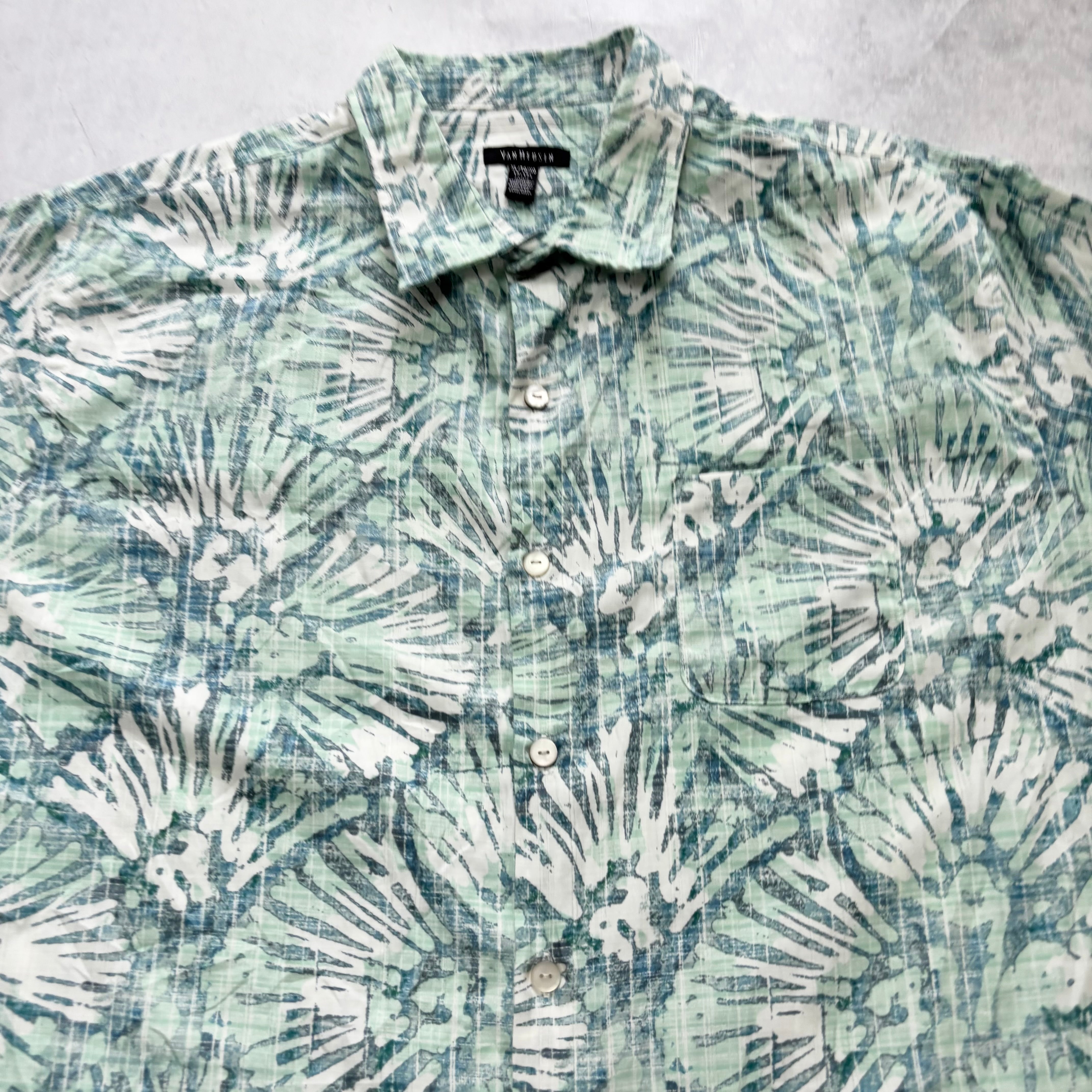 Hawaiian Shirt Mens XL Green Floral Aloha Short Sleeve Polyester (E)