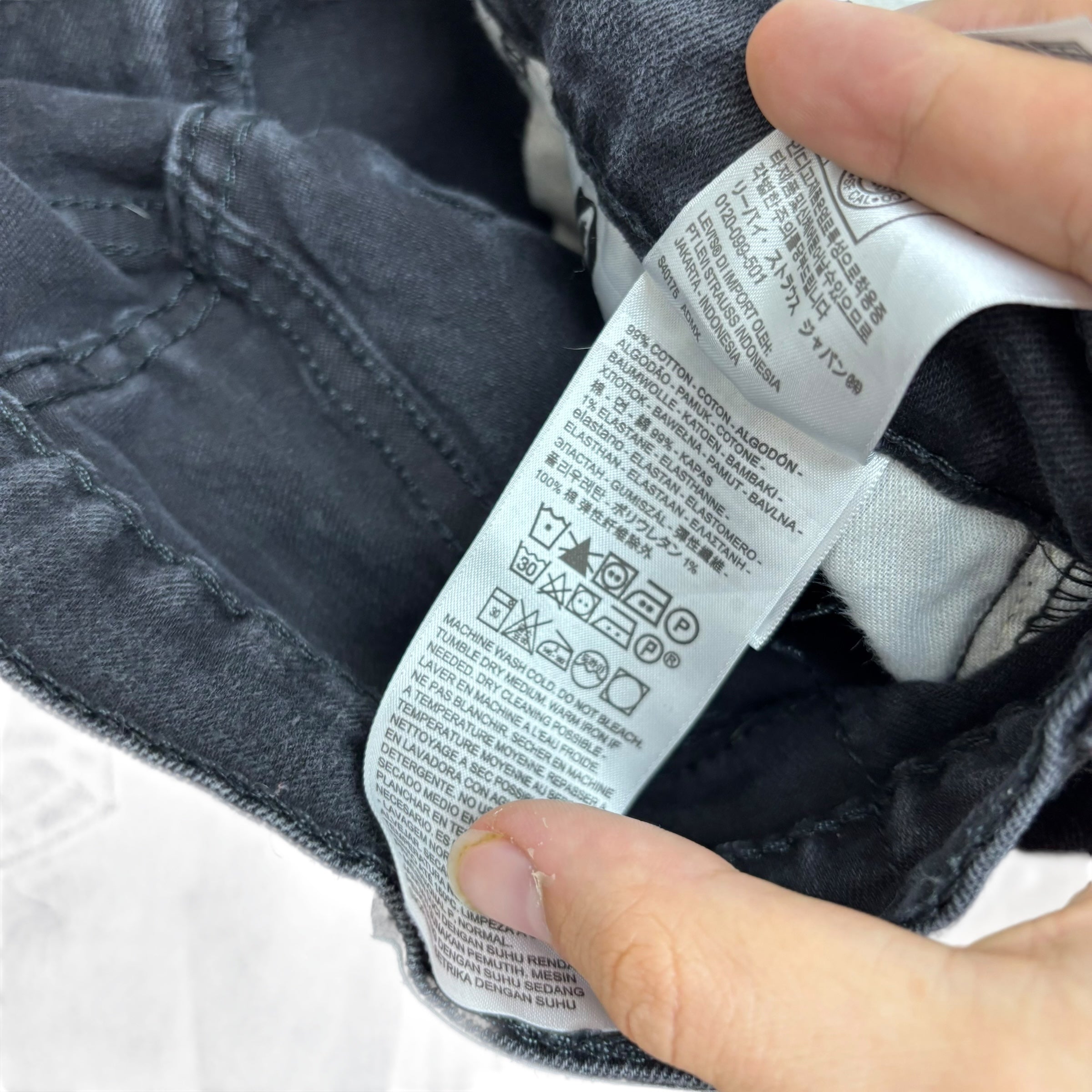 Levis 541 Jeans W30 L29 Mens Black Athletic Tapered Fit Stretch Denim (E)