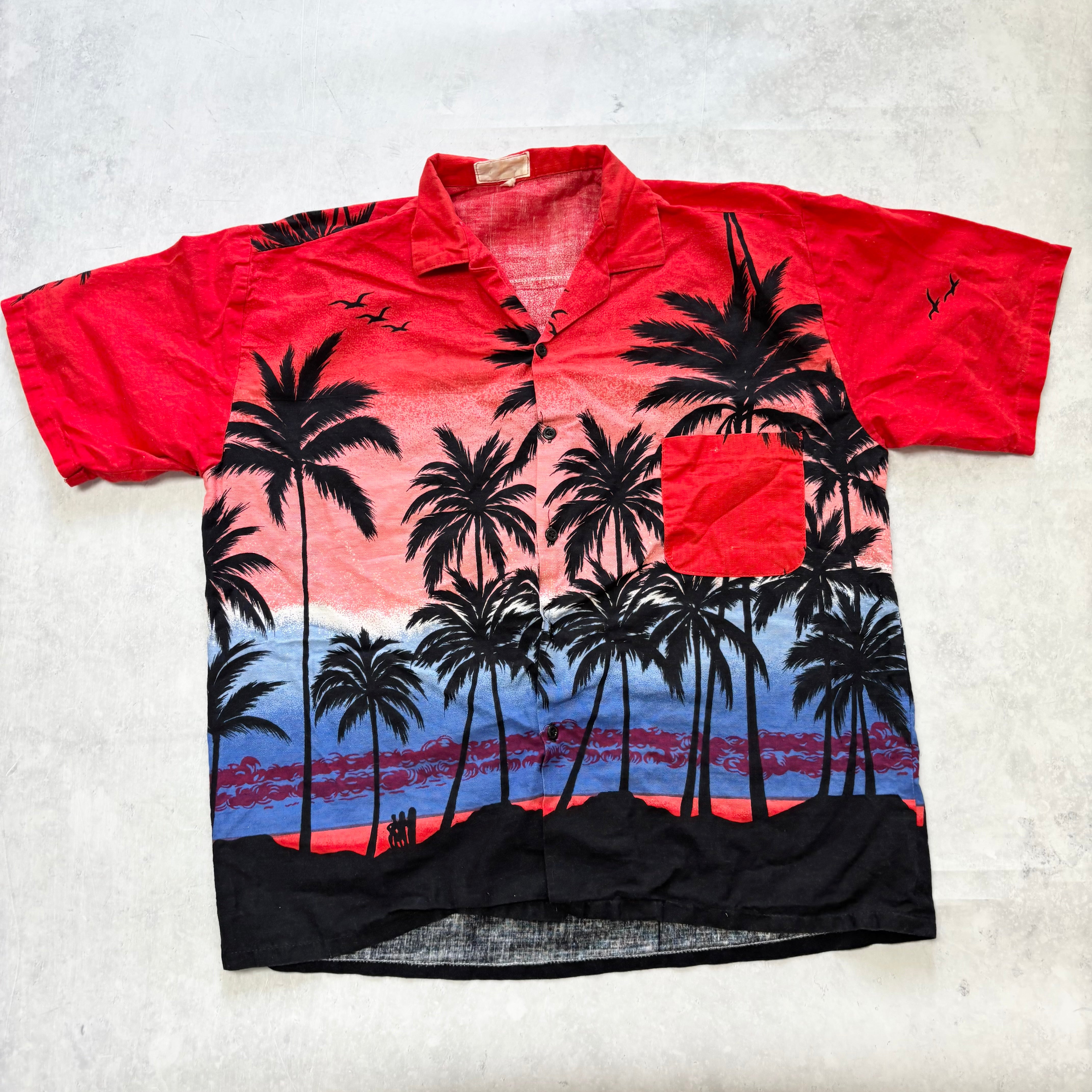 Hawaiian Shirt Mens Medium Red Floral Aloha Short Sleeve Boxy Fit