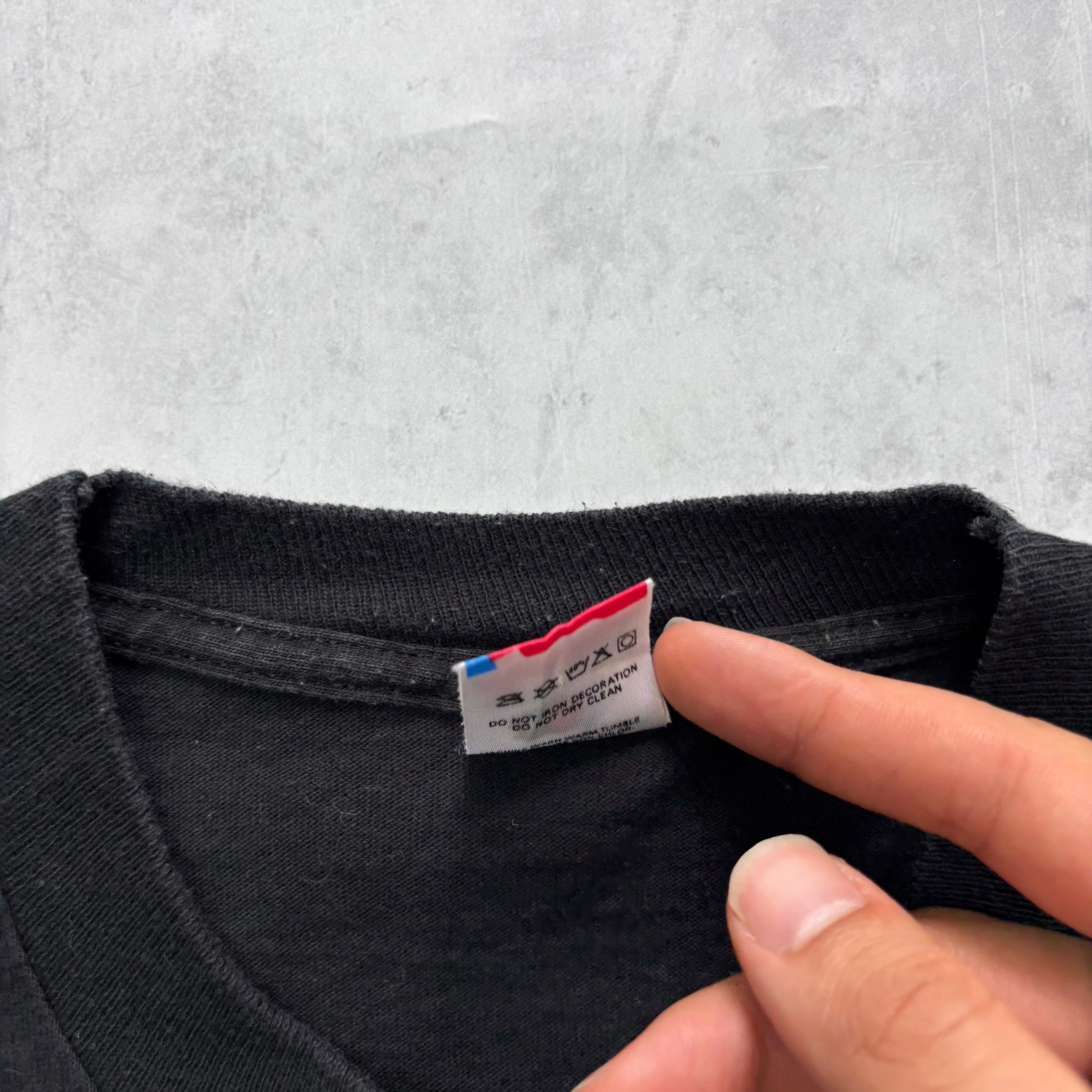 Vintage T Shirt Mens Small Black Single Stitch Graphic Print 90s College (E)