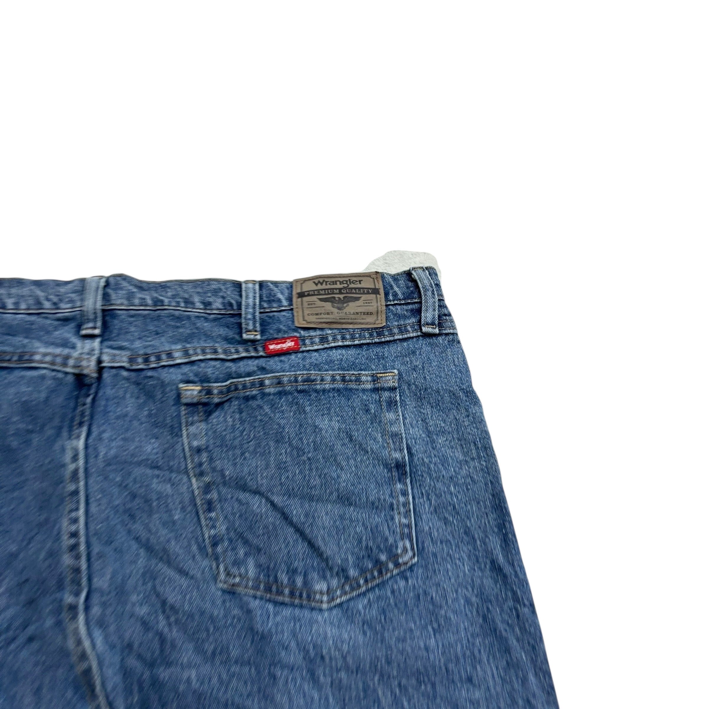 Wrangler Jeans W42 L30 Mens Mid Blue Relaxed Straight Fit Denim (E)