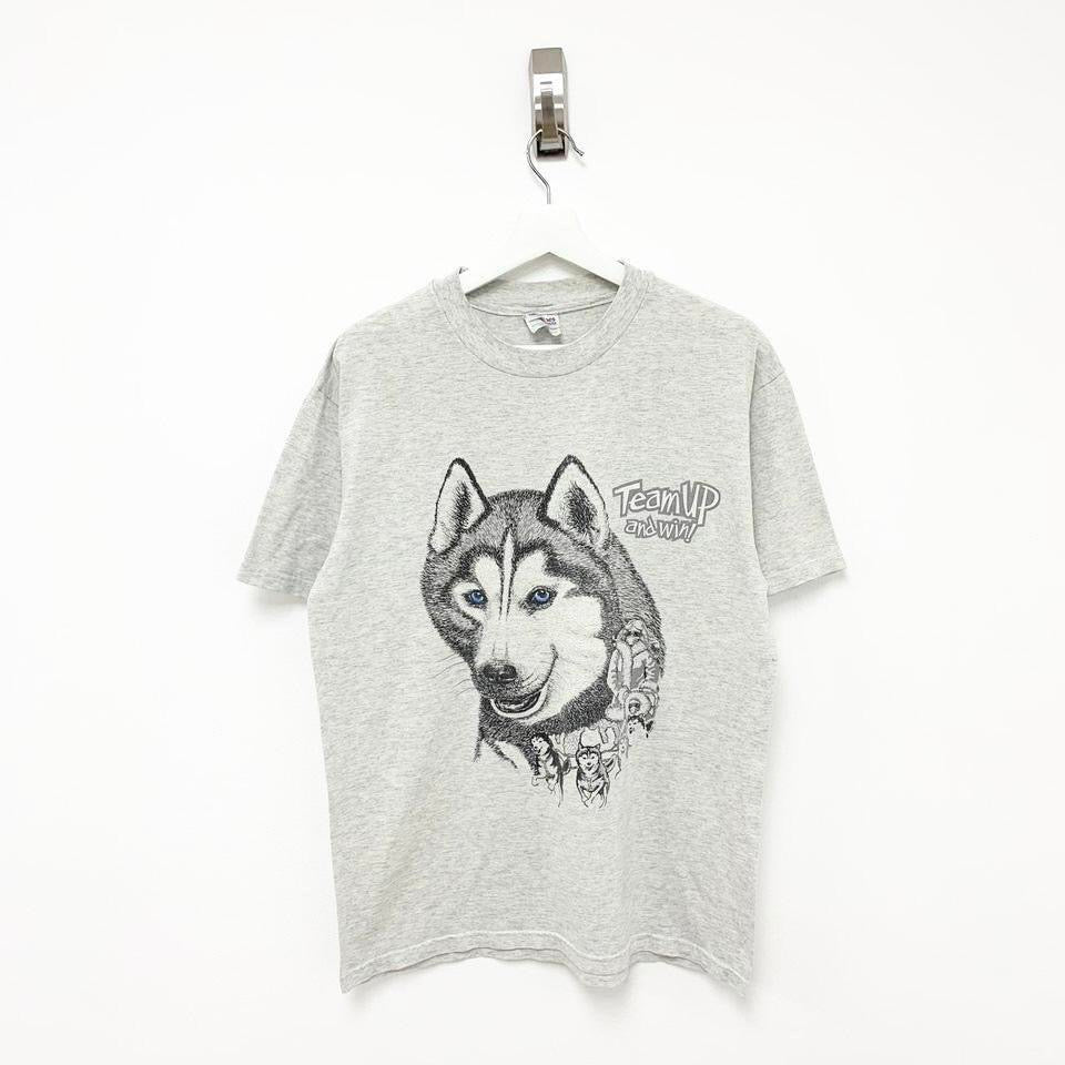 Vintage T Shirt Mens Medium Grey Graphic Print 00s USA Wolf Nature