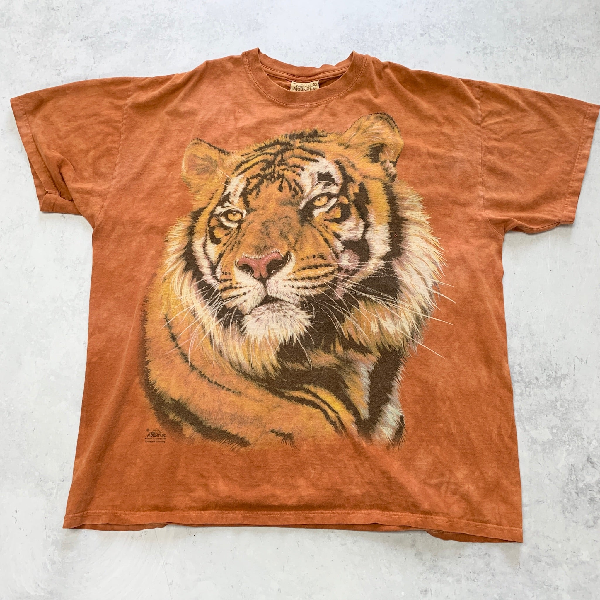 Vintage T Shirt Mens XL Orange Graphic Print 00s Tiger Animal Nature Tie Die