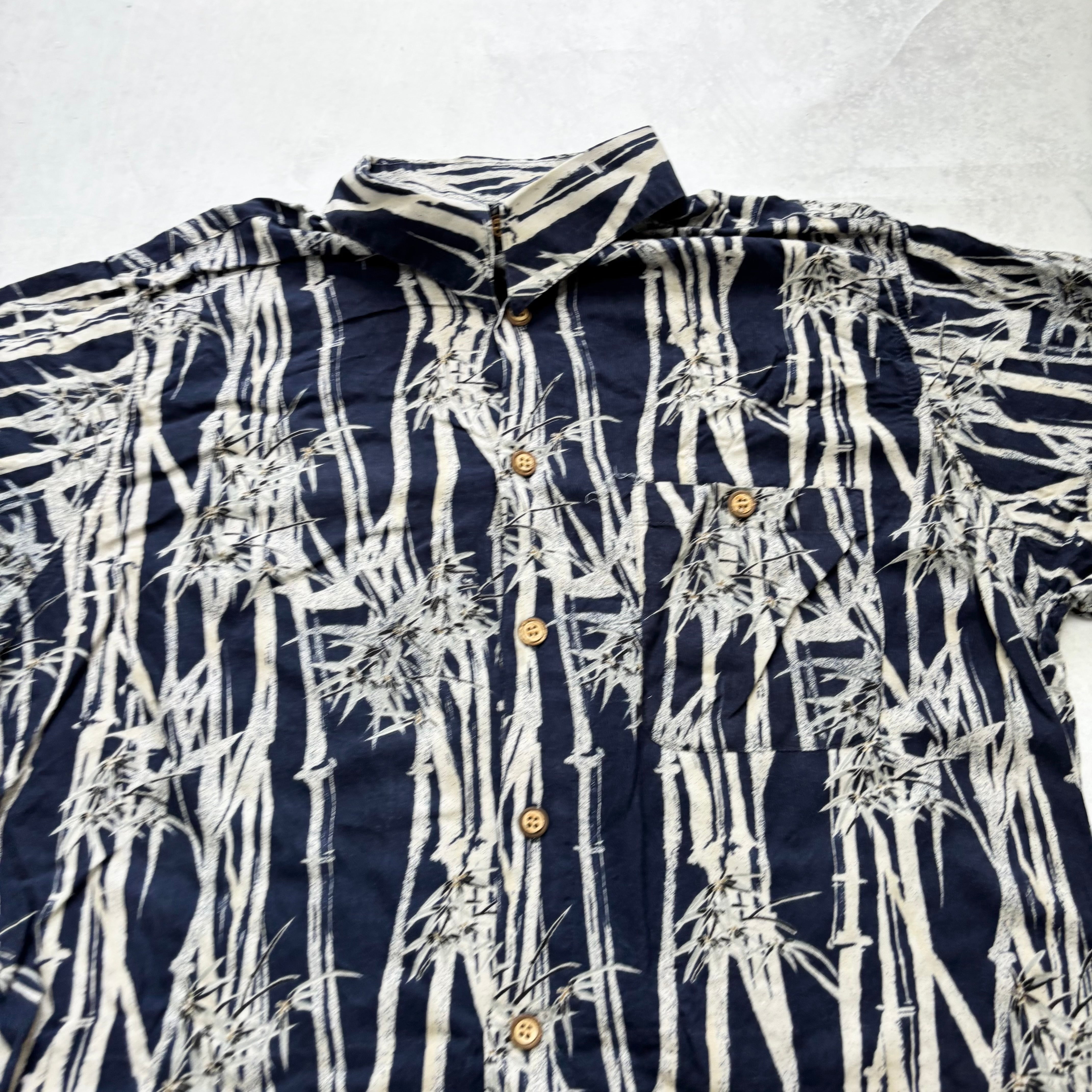 Vintage Hawaiian Shirt Mens XL Navy Blue Floral Aloha Short Sleeve Rayon (E)
