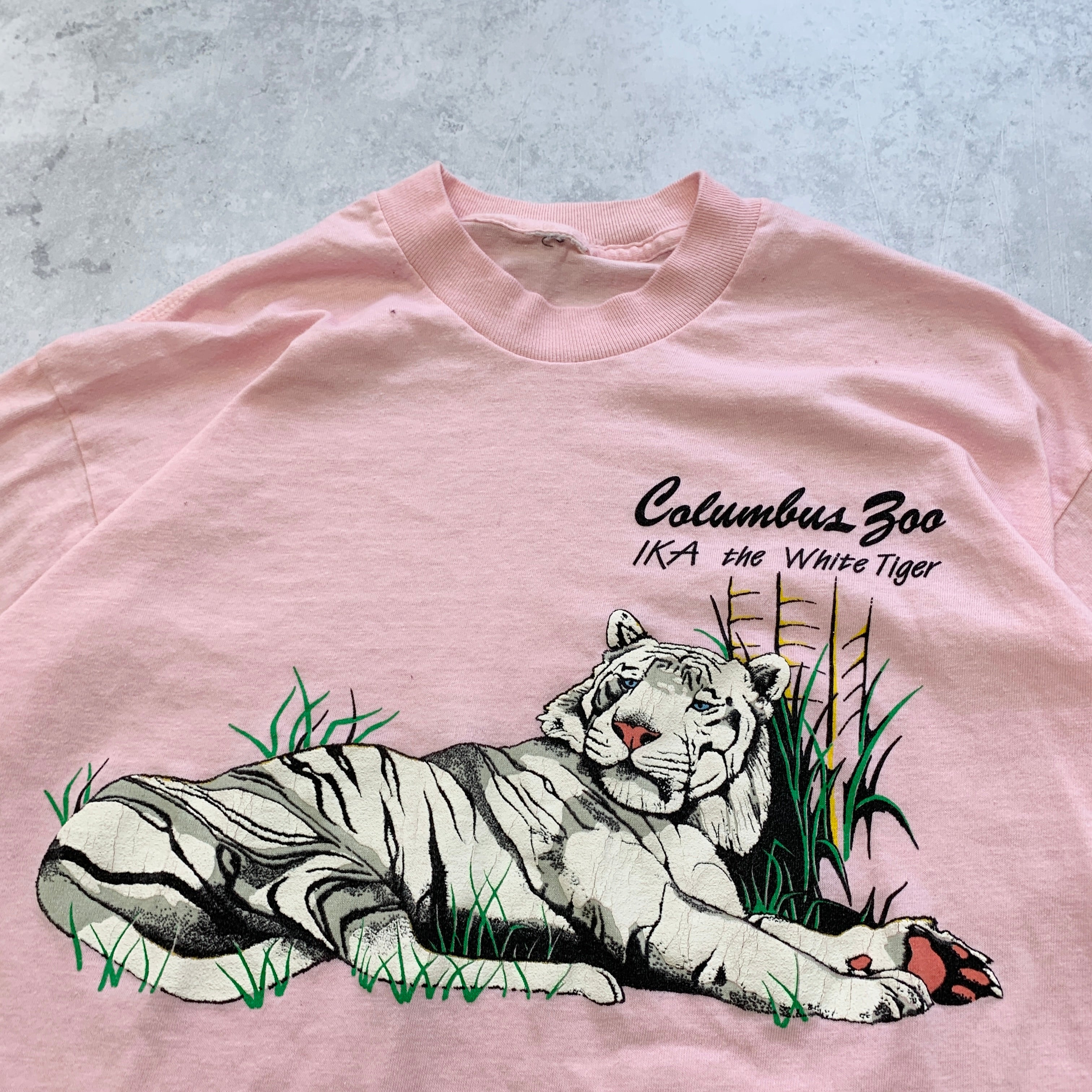 Vintage T Shirt Mens Medium Pink Single Stitch Graphic Print 90s Tiger Nature