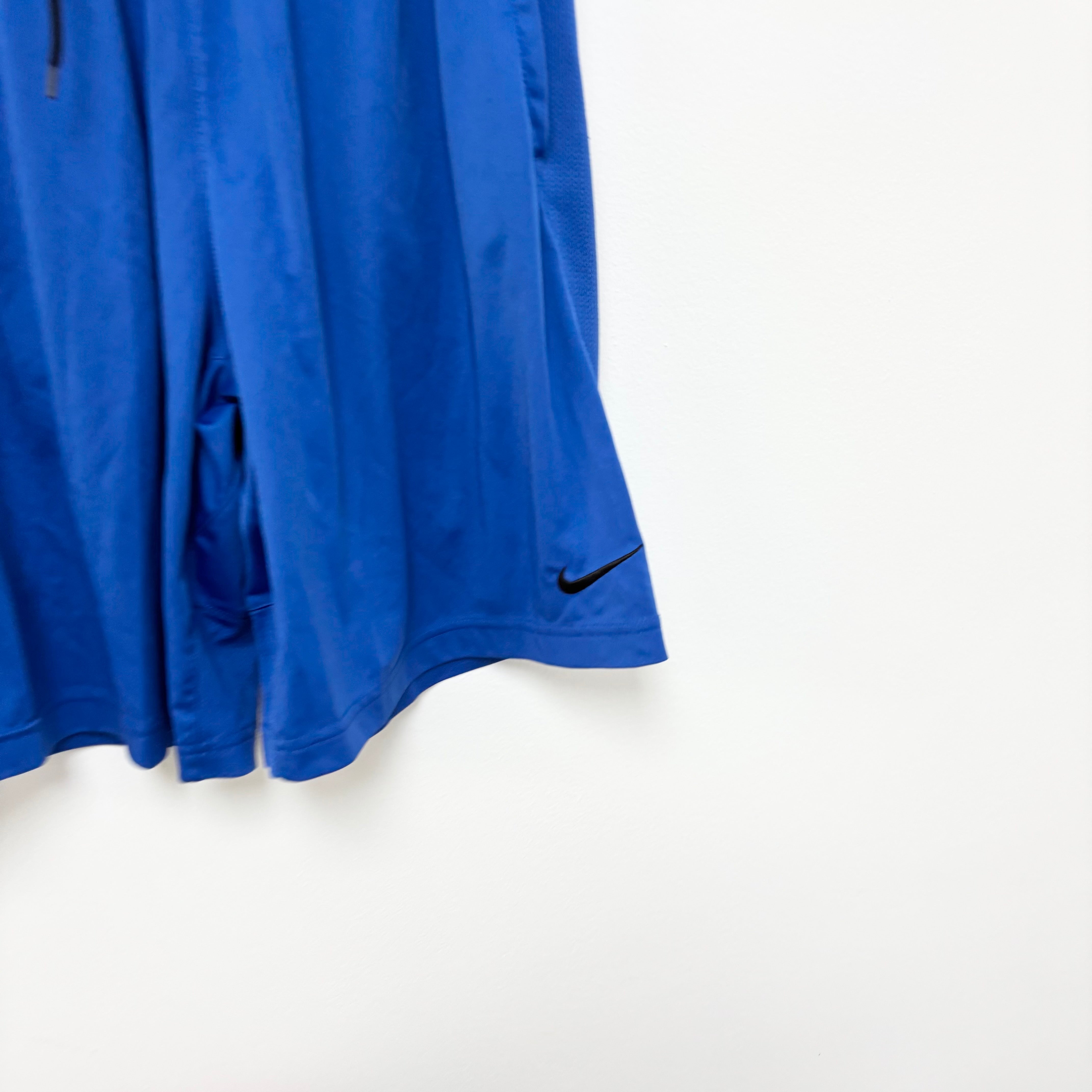 Nike Shorts Mens Medium Blue Dri Fit Running Sports Gym Pockets Athletic (E)