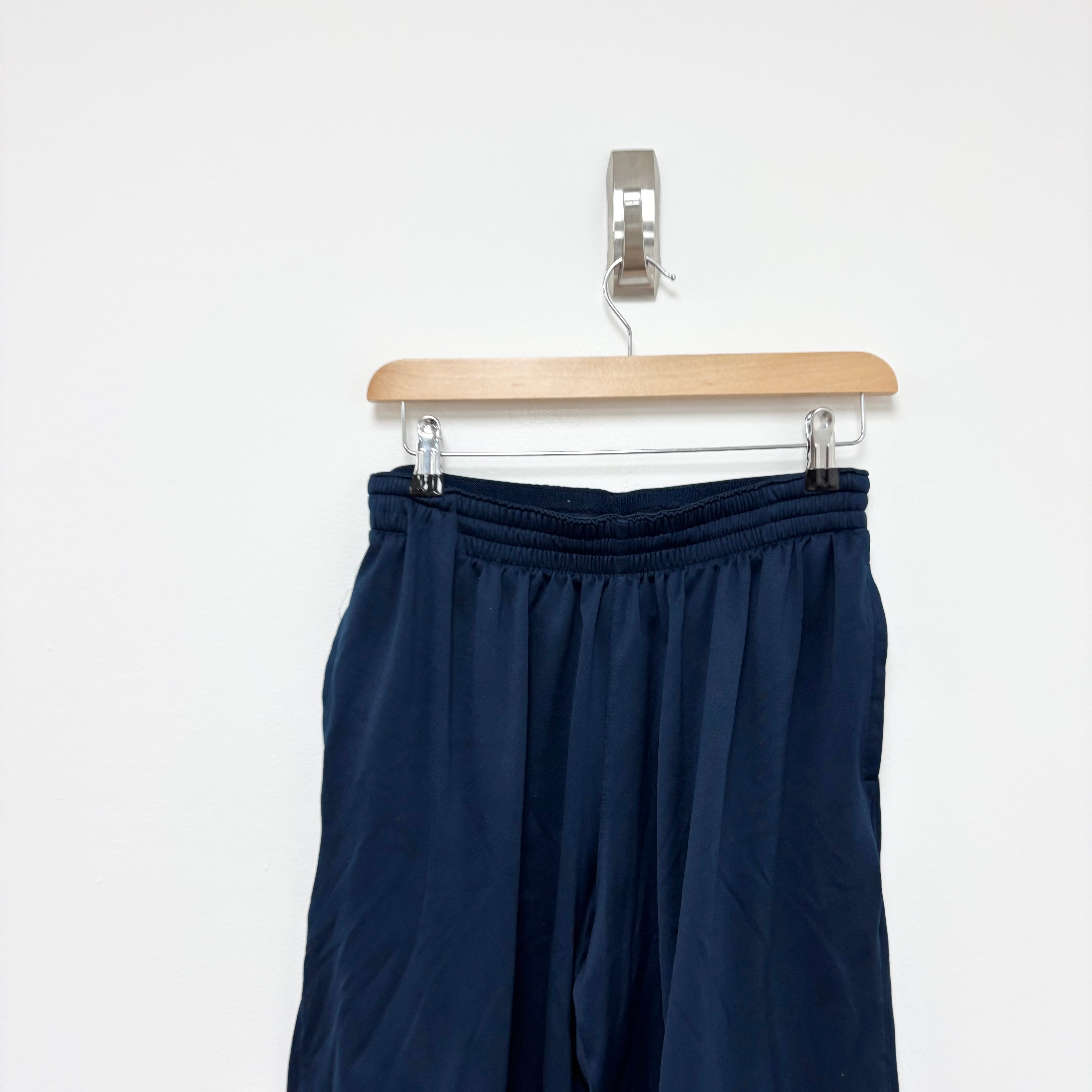 Adidas Shorts Mens Medium Navy Blue Sports Running Gym Athletic Pockets