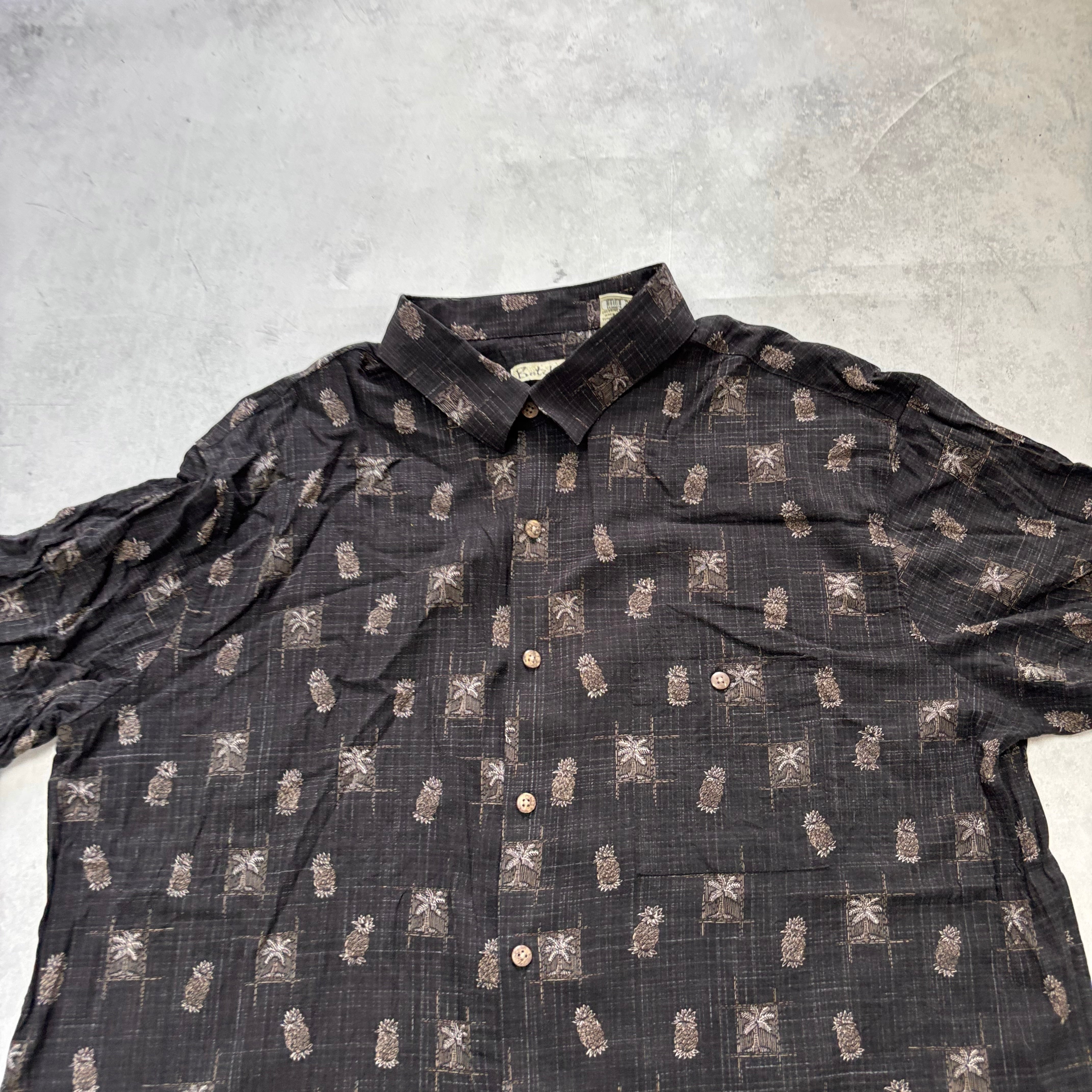 Vintage Hawaiian Shirt Mens XL Black Floral Aloha Short Sleeve Rayon (E)