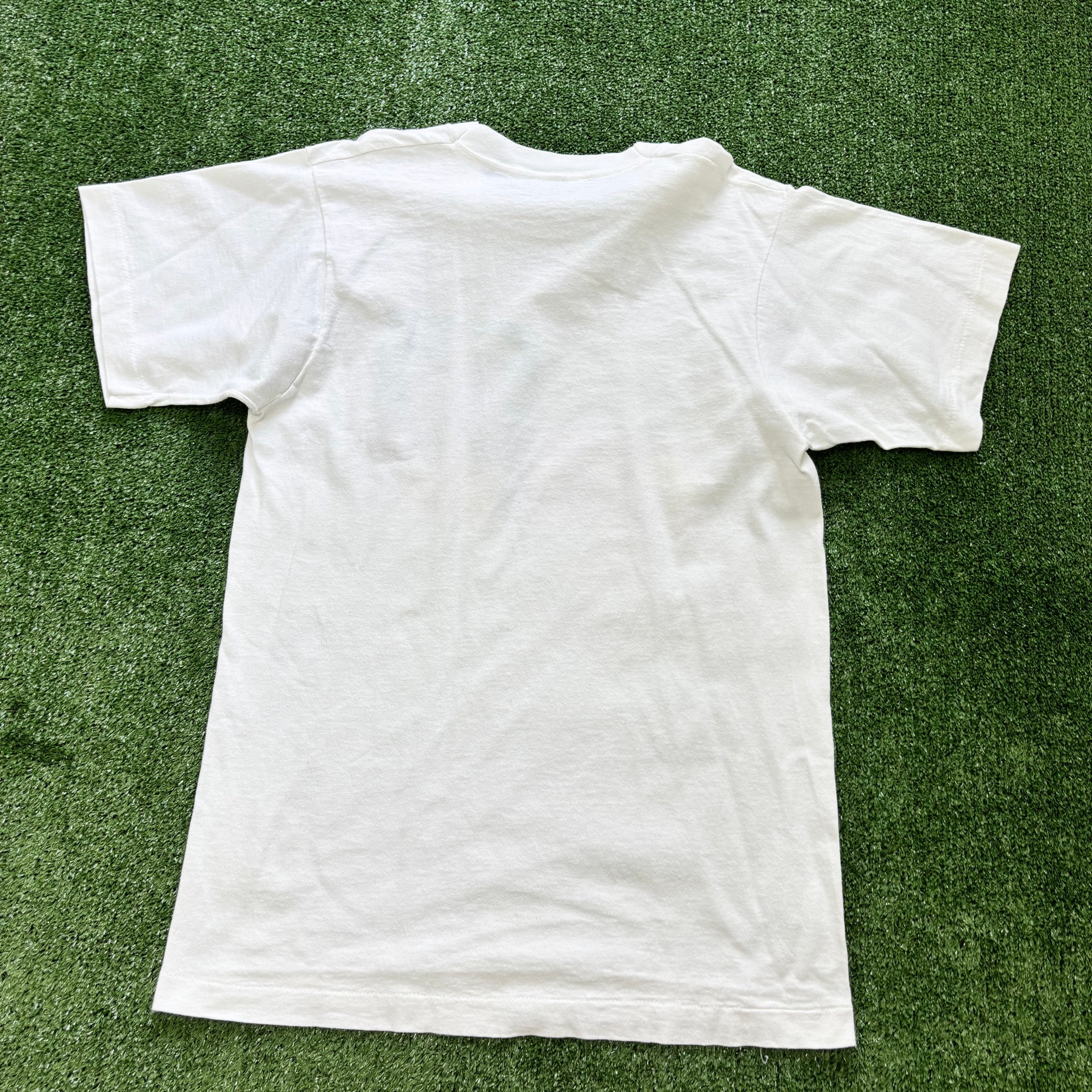 Vintage T Shirt Mens Small White Single Stitch Graphic Print 90s Tourist (E)