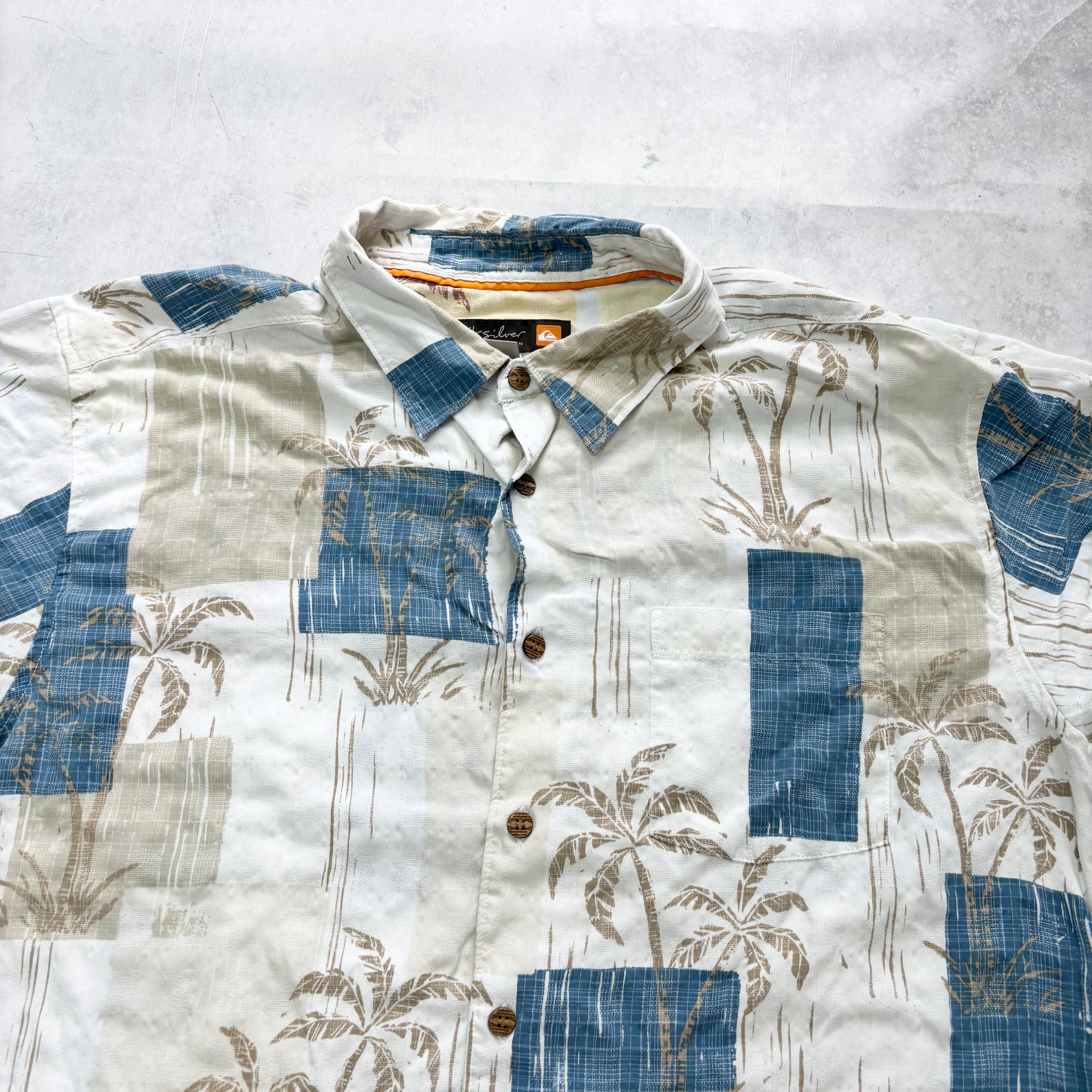 Quiksilver Hawaiian Shirt Mens XL White Vintage Short Sleeve Rayon Y2K (E)