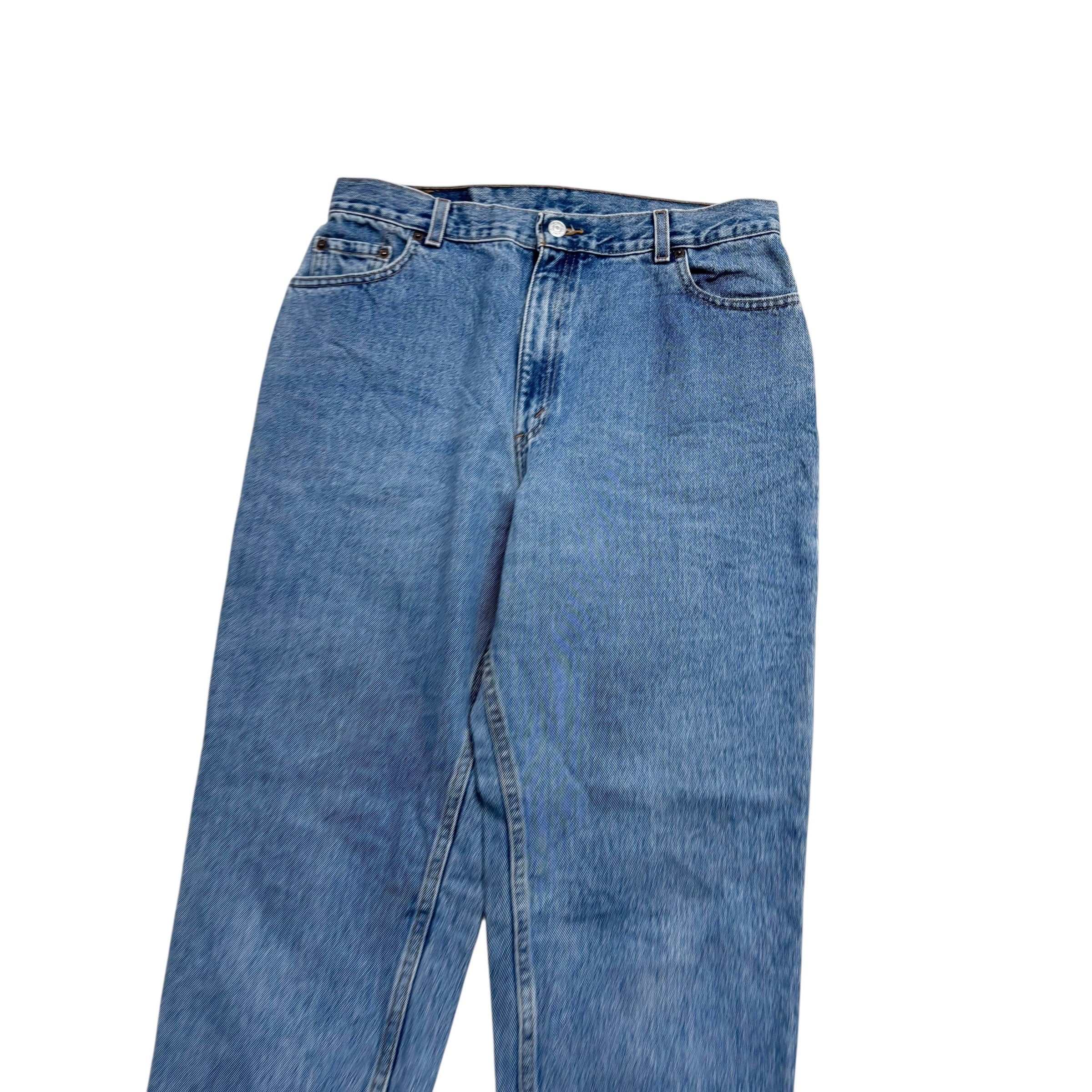 Levis 550 Jeans W32 L30 Womens Light Blue Relaxed Taper USA Made Vintage (E)