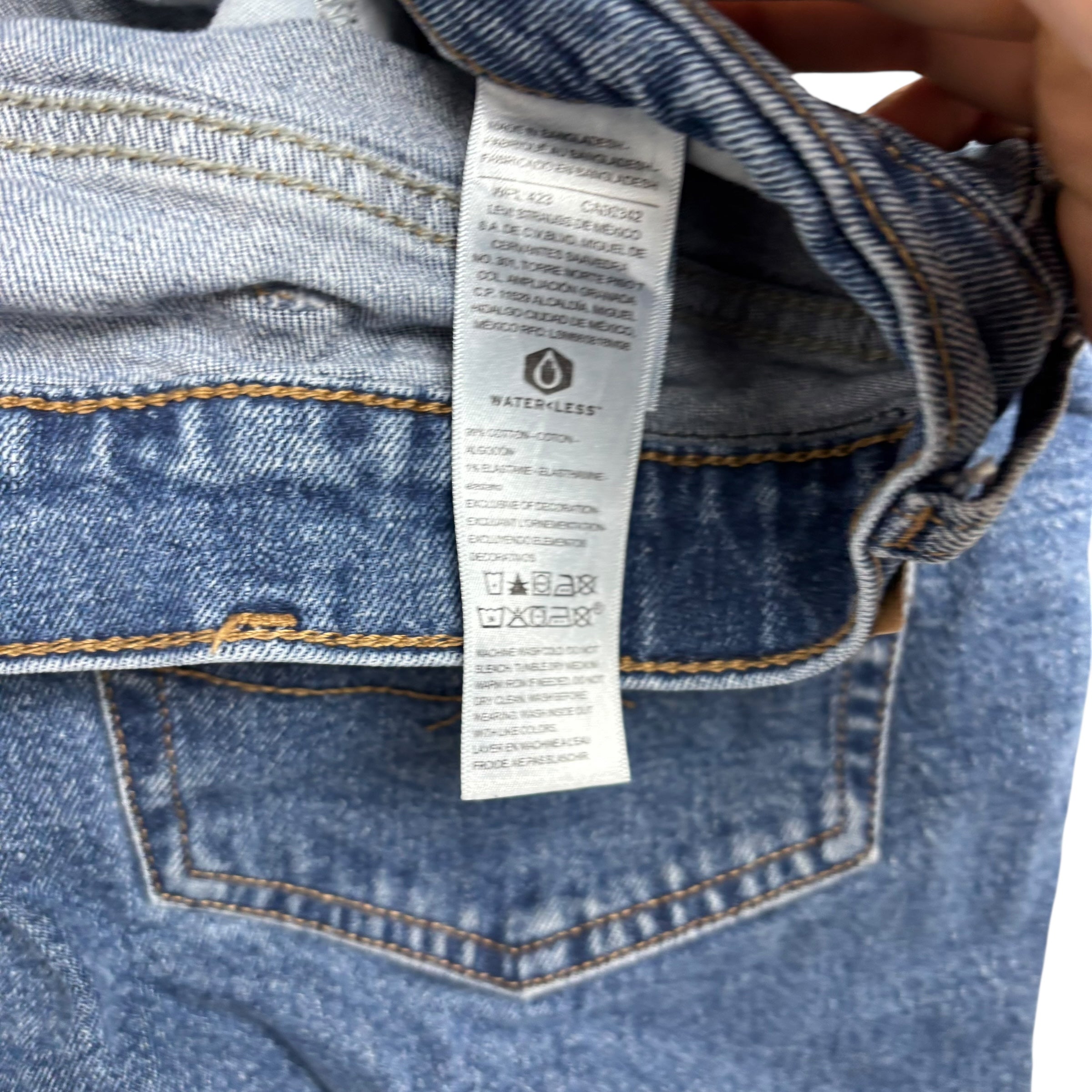 Levis Signature Jeans W42 L32 Mens Mid Blue Relaxed Straight Stretch Denim (E)