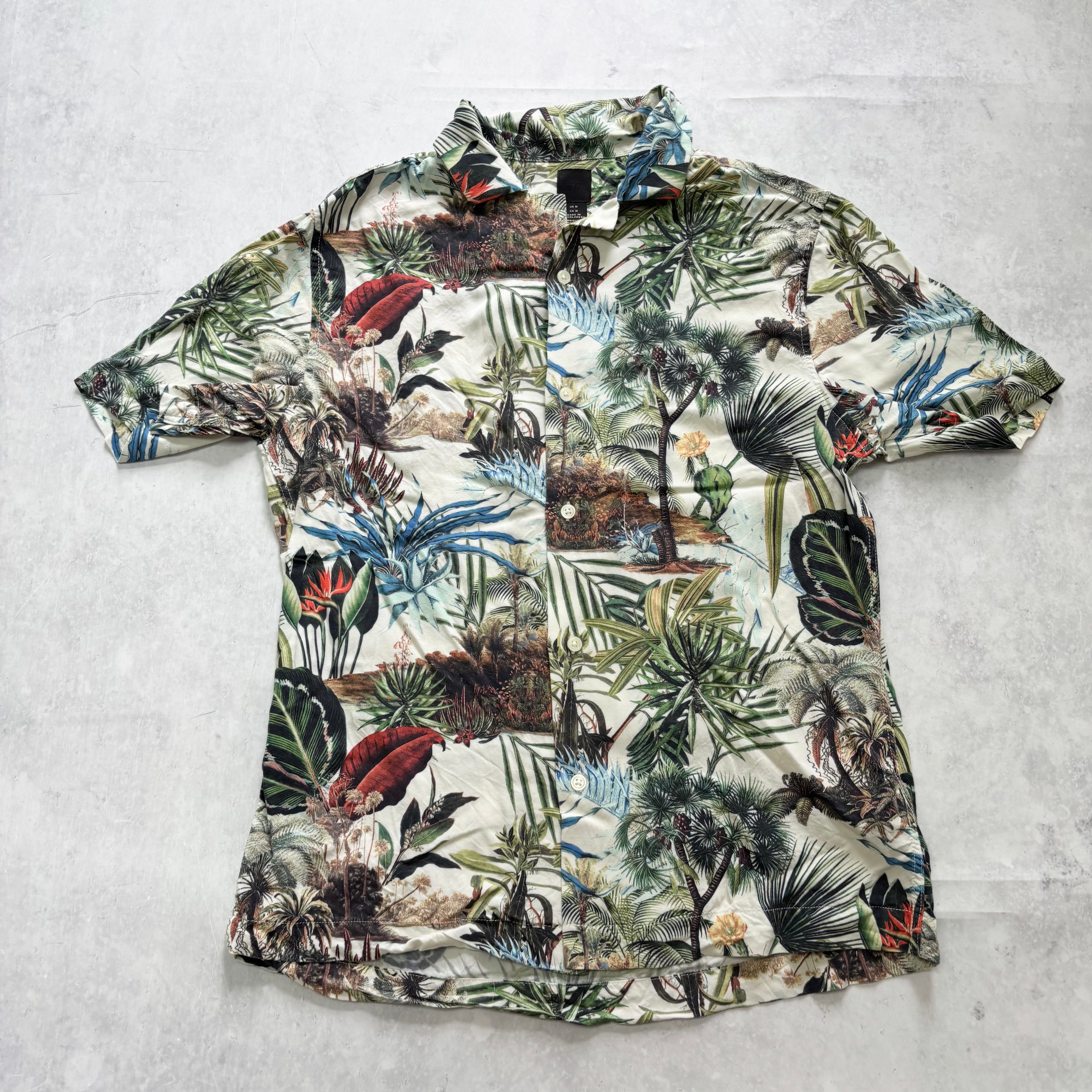 H&M Hawaiian Shirt Mens Medium Regular Fit Short Sleeve Viscose (E)