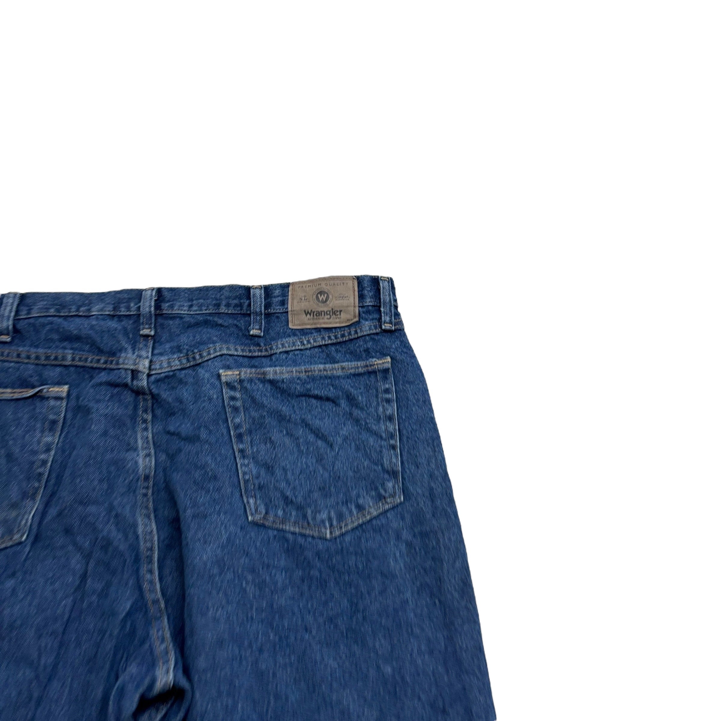 Wrangler Jeans W42 L29 Mens Mid Blue Relaxed Straight Fit Denim