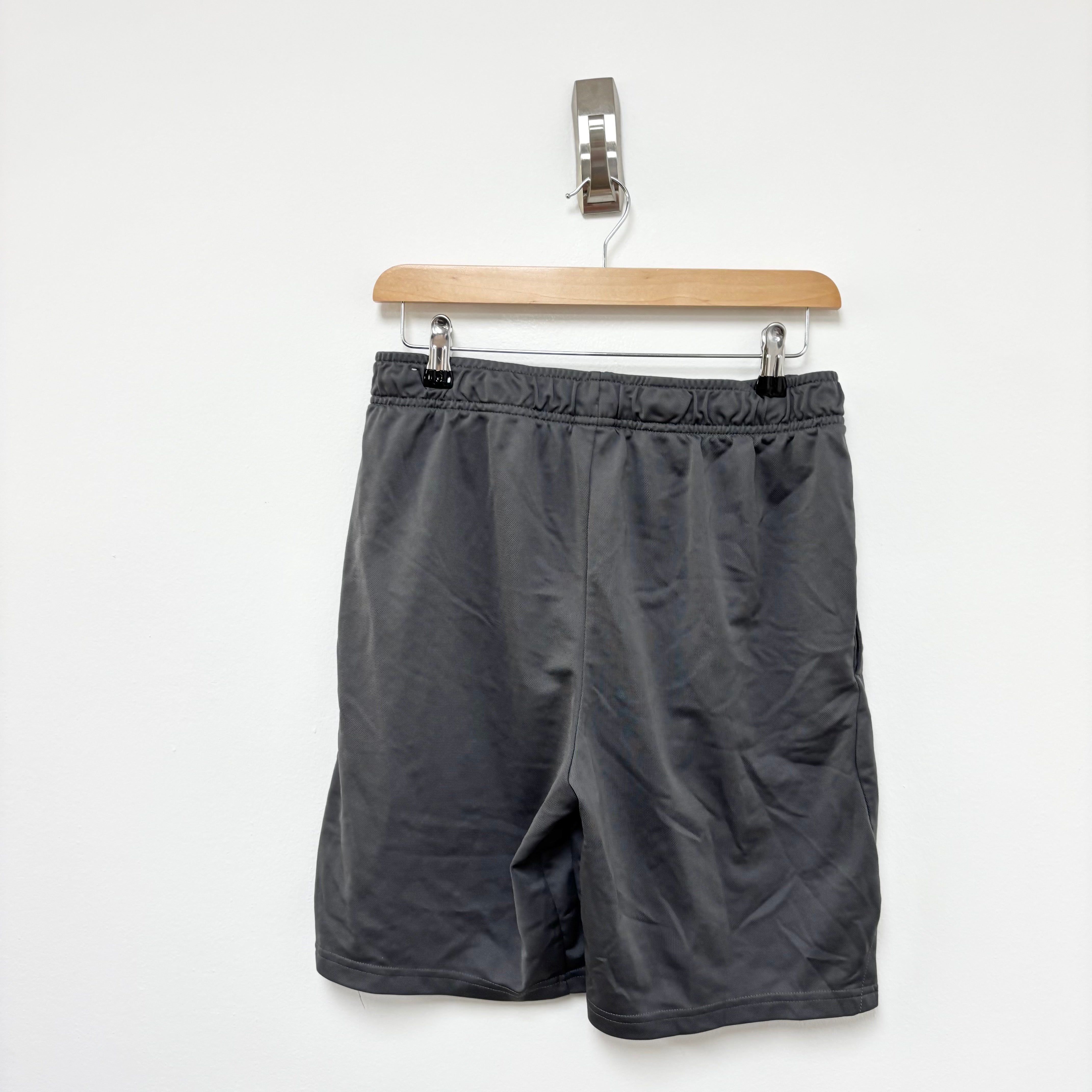 Nike Shorts Mens Medium Grey Dri Fit Running Sports Gym Athletic Pockets (E)