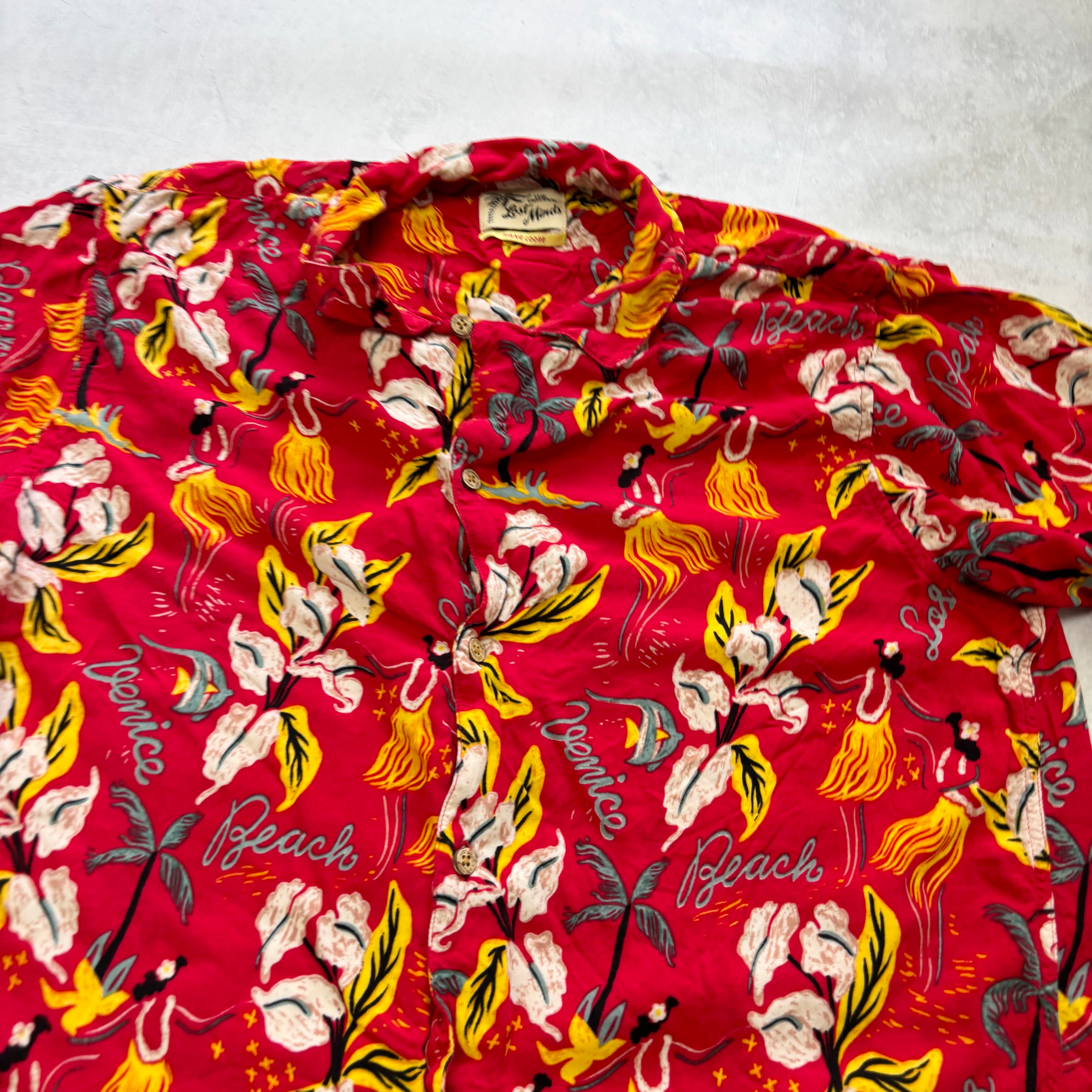Hawaiian Shirt Mens Medium Red Floral Aloha Short Sleeve Viscose Funky (E)