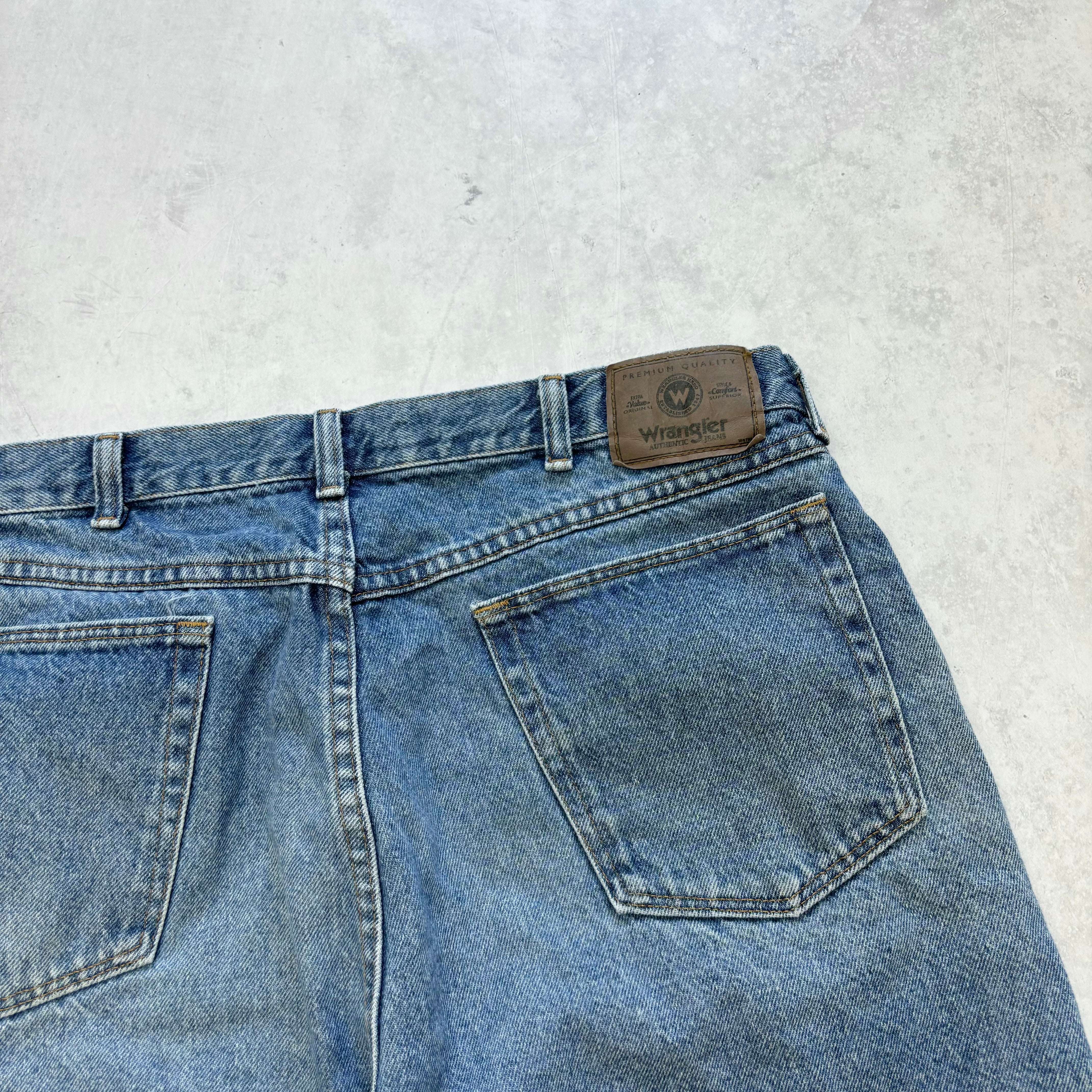 Vintage Wrangler Jorts W34 Mens Denim Shorts Mid Blue Baggy Relaxed Fit