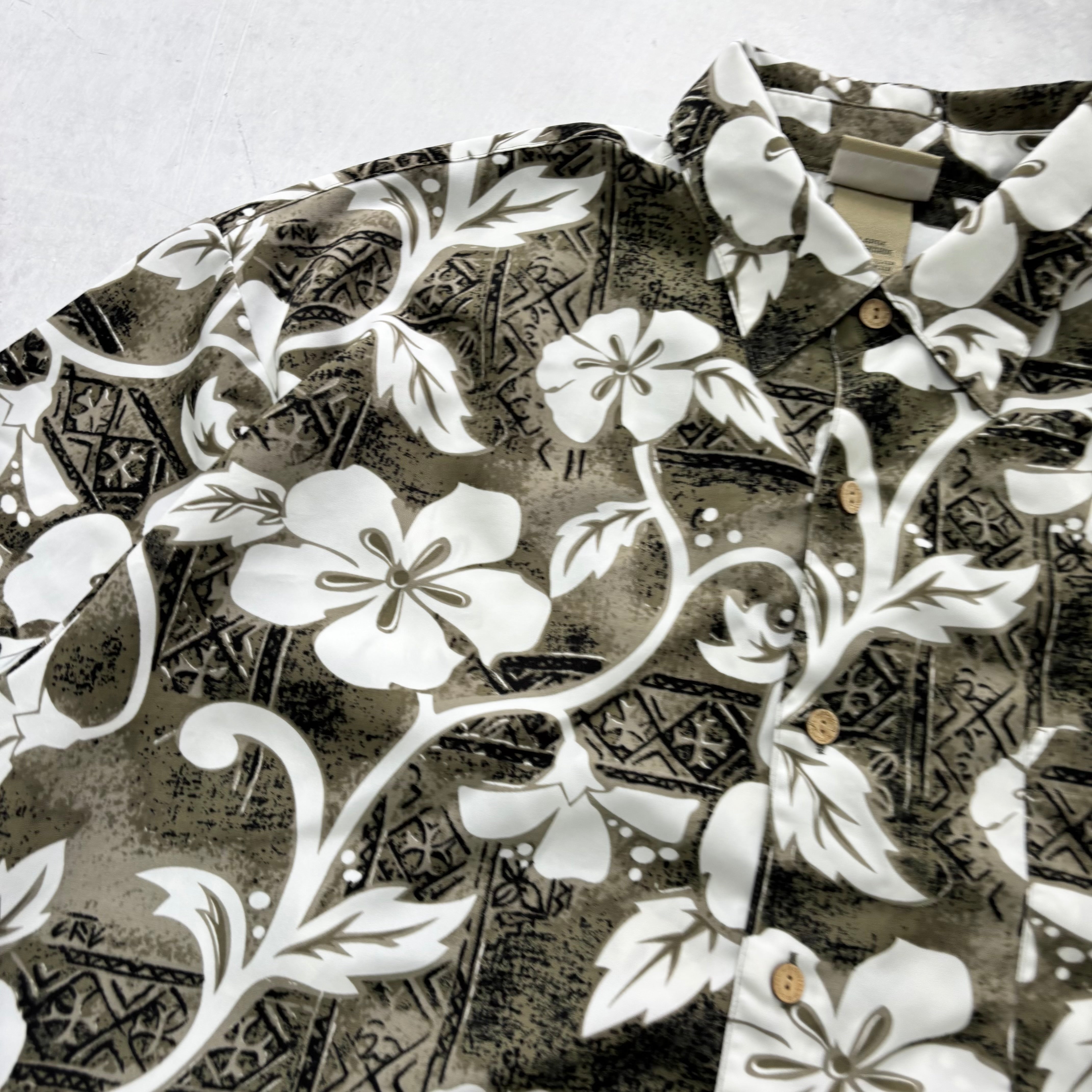 Vintage Hawaiian Shirt Mens XXL Floral Aloha Short Sleeve Polyester (E)