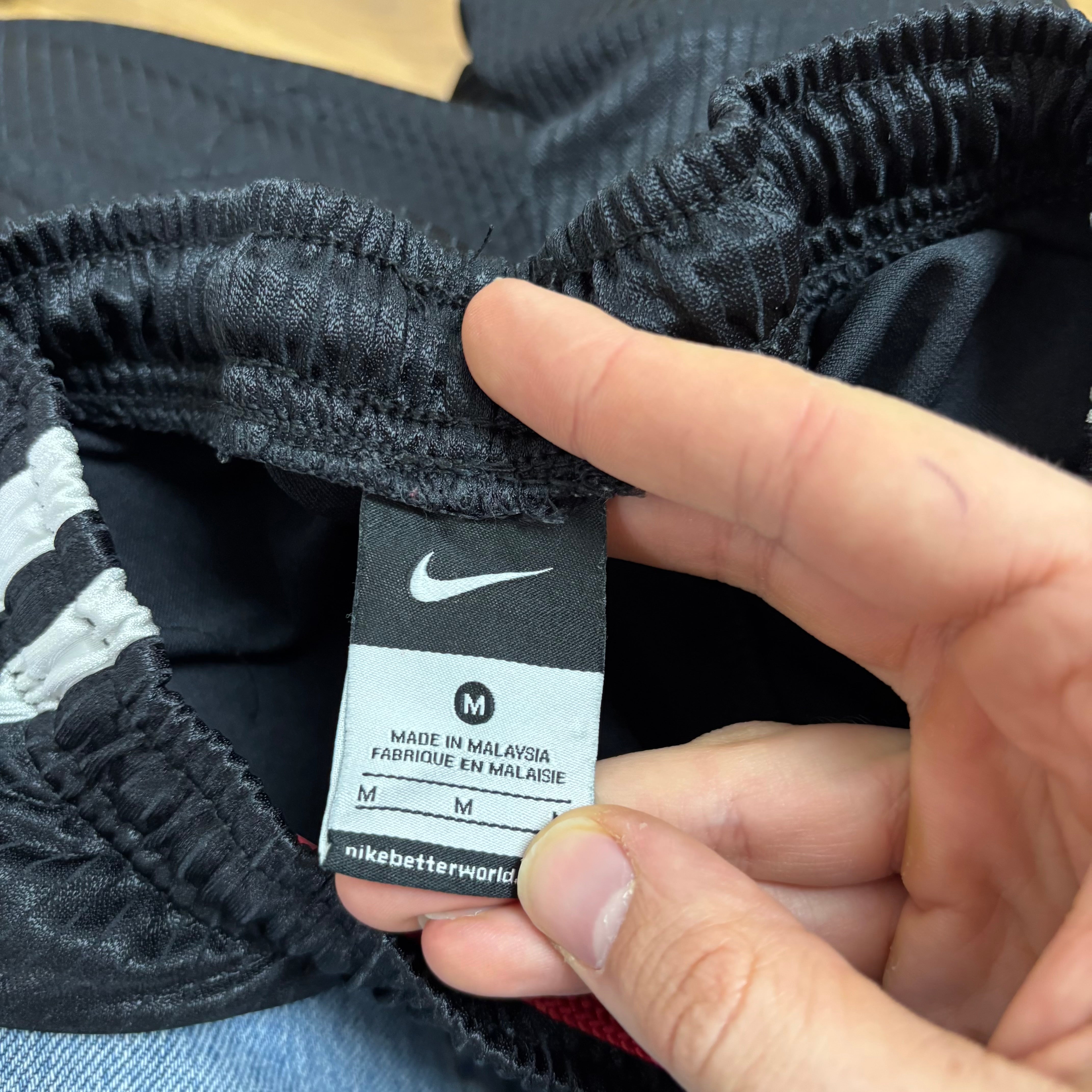 Nike Shorts Mens Small Black Running Sports Gym Athletic Pockets