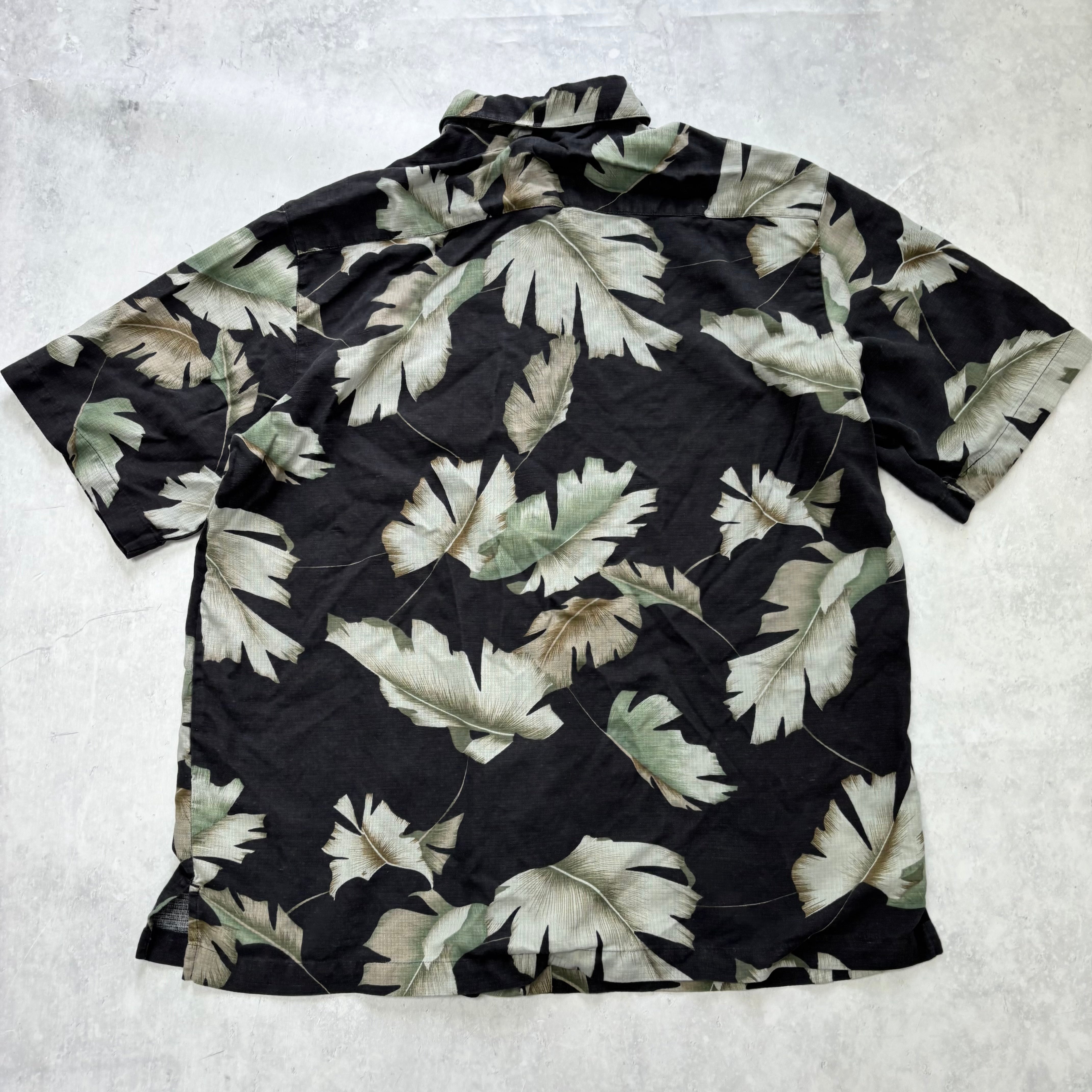 Vintage Hawaiian Shirt Mens Large Black Floral Aloha Short Sleeve Silk (E)