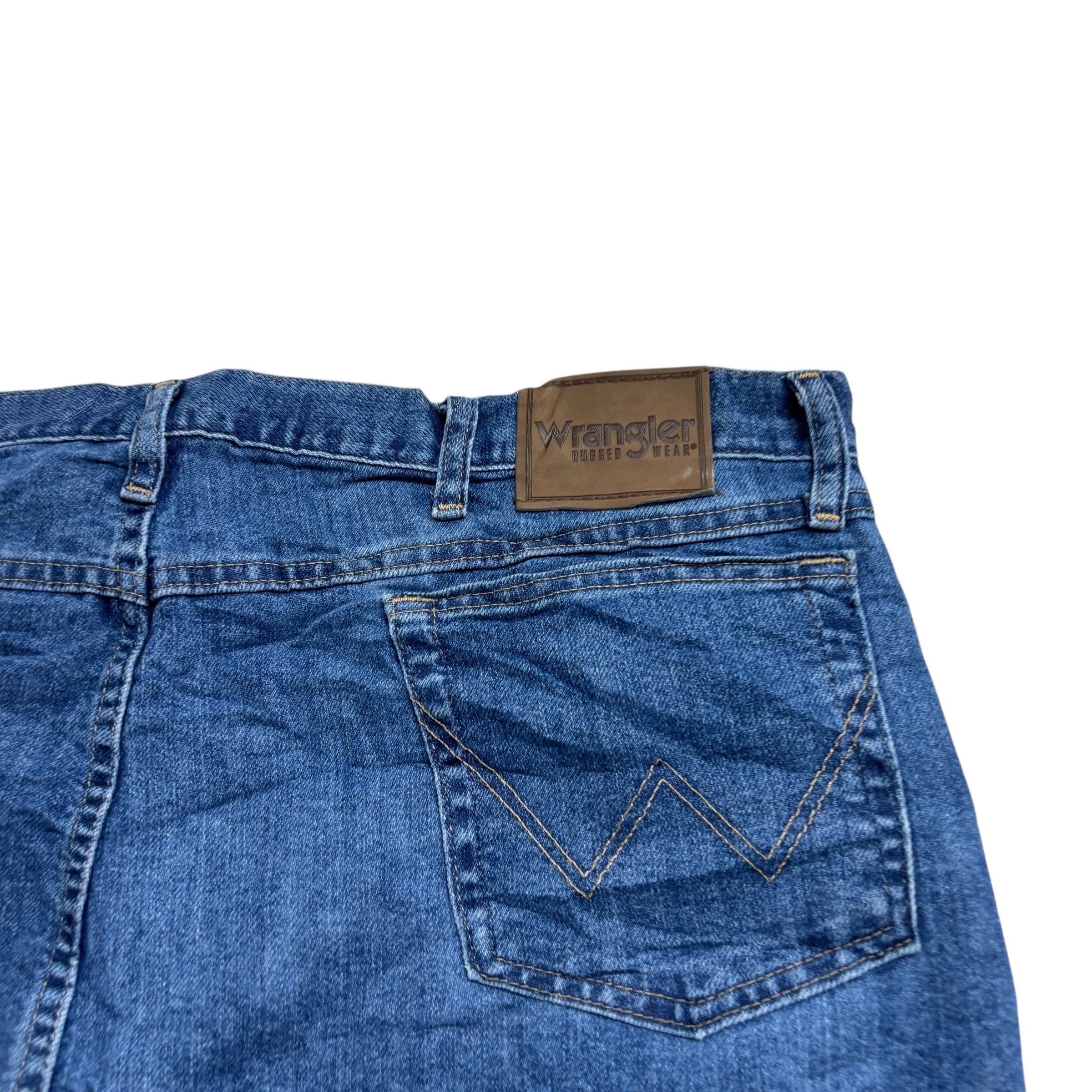 Wrangler Jeans W44 L32 Mens Mid Blue Relaxed Straight Fit Vintage Denim (E)