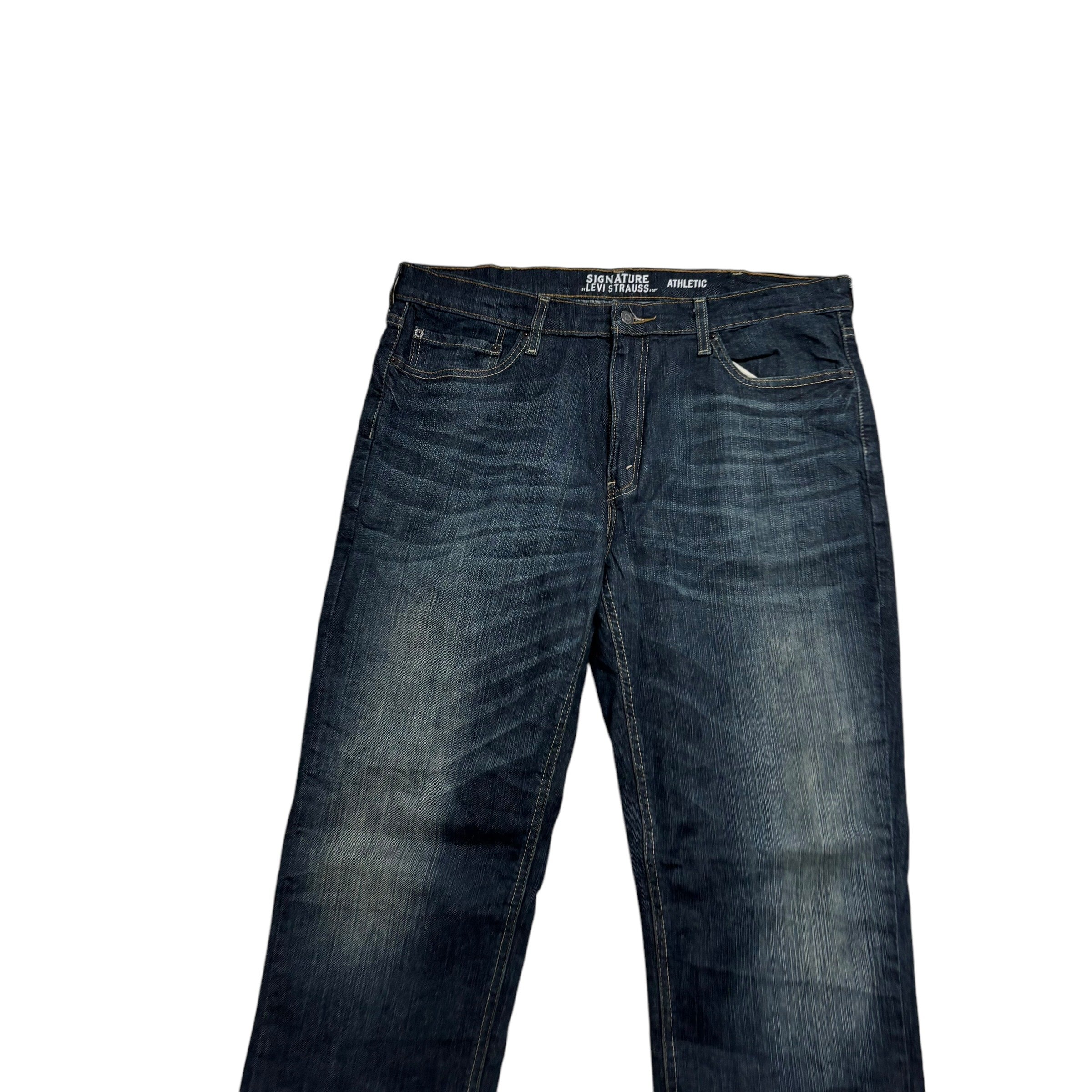 Levis Signature Jeans W38 L34 Mens Dark Blue Athletic Tapered Stretch Denim (E)