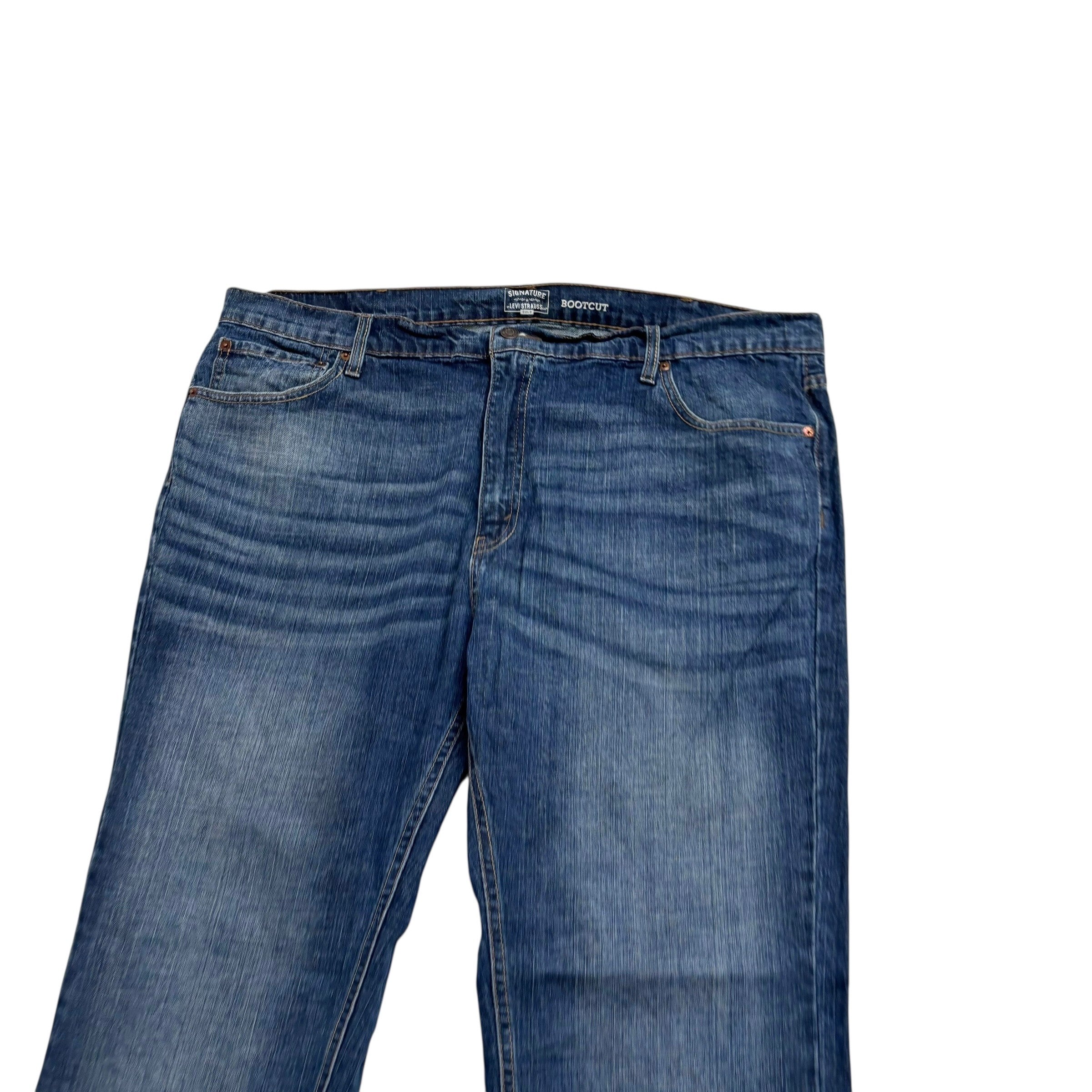 Levis Signature Jeans W44 L32 Mens Mid Blue Regular Bootcut Stretch Denim