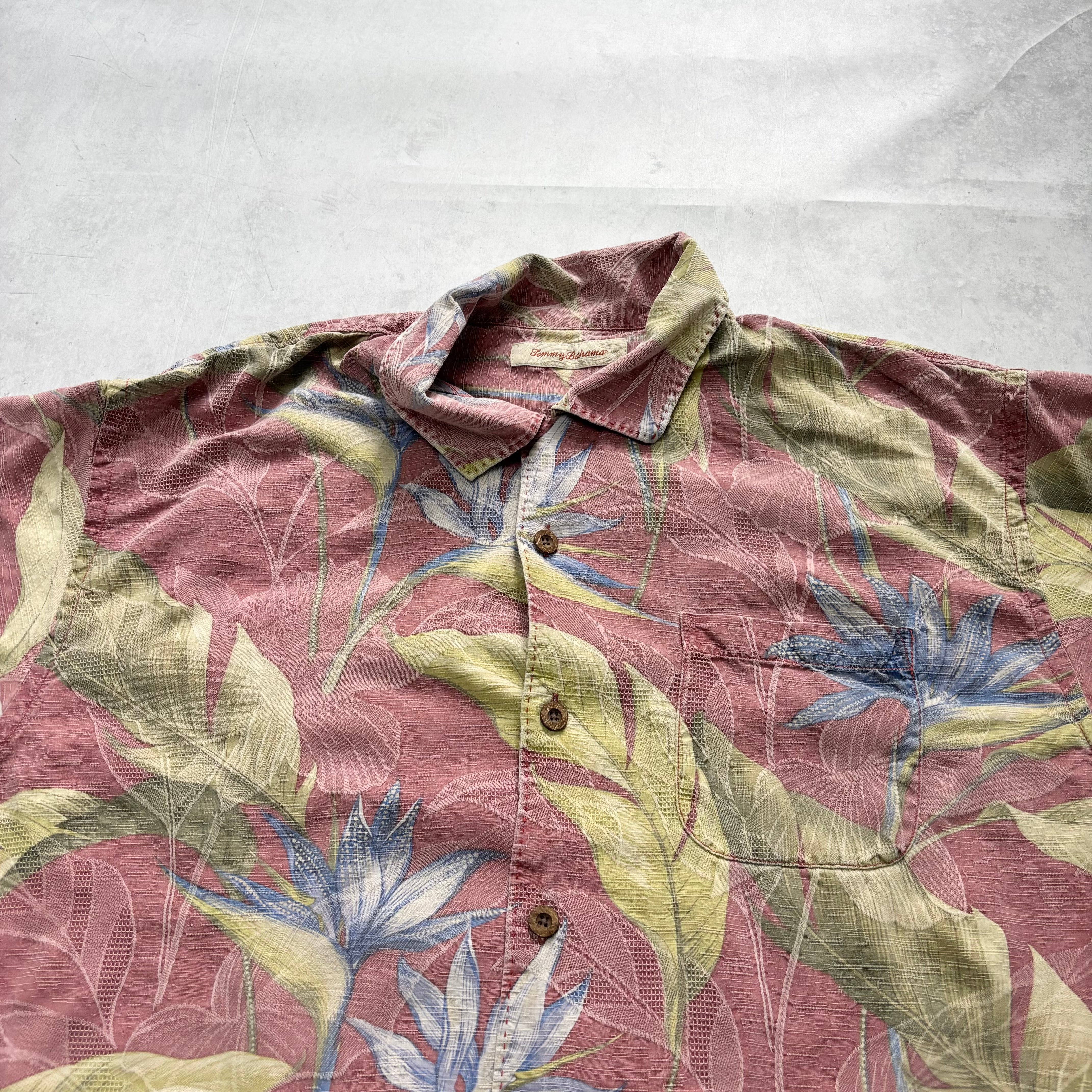 Vintage Hawaiian Shirt Mens XL Red Floral Aloha Short Sleeve Silk (E)