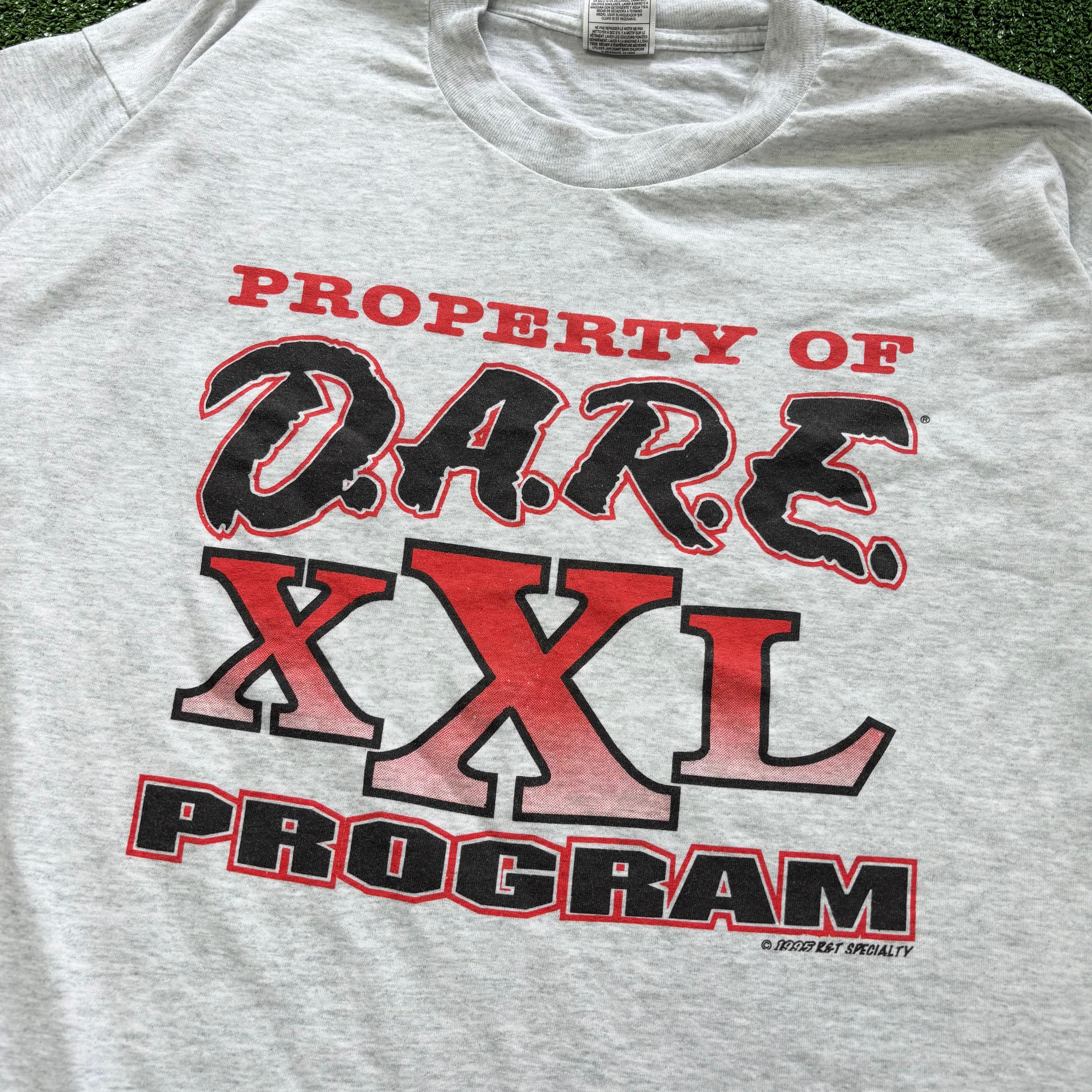 Vintage T Shirt Mens XL Grey Single Stitch Graphic Print 90s USA DARE (E)