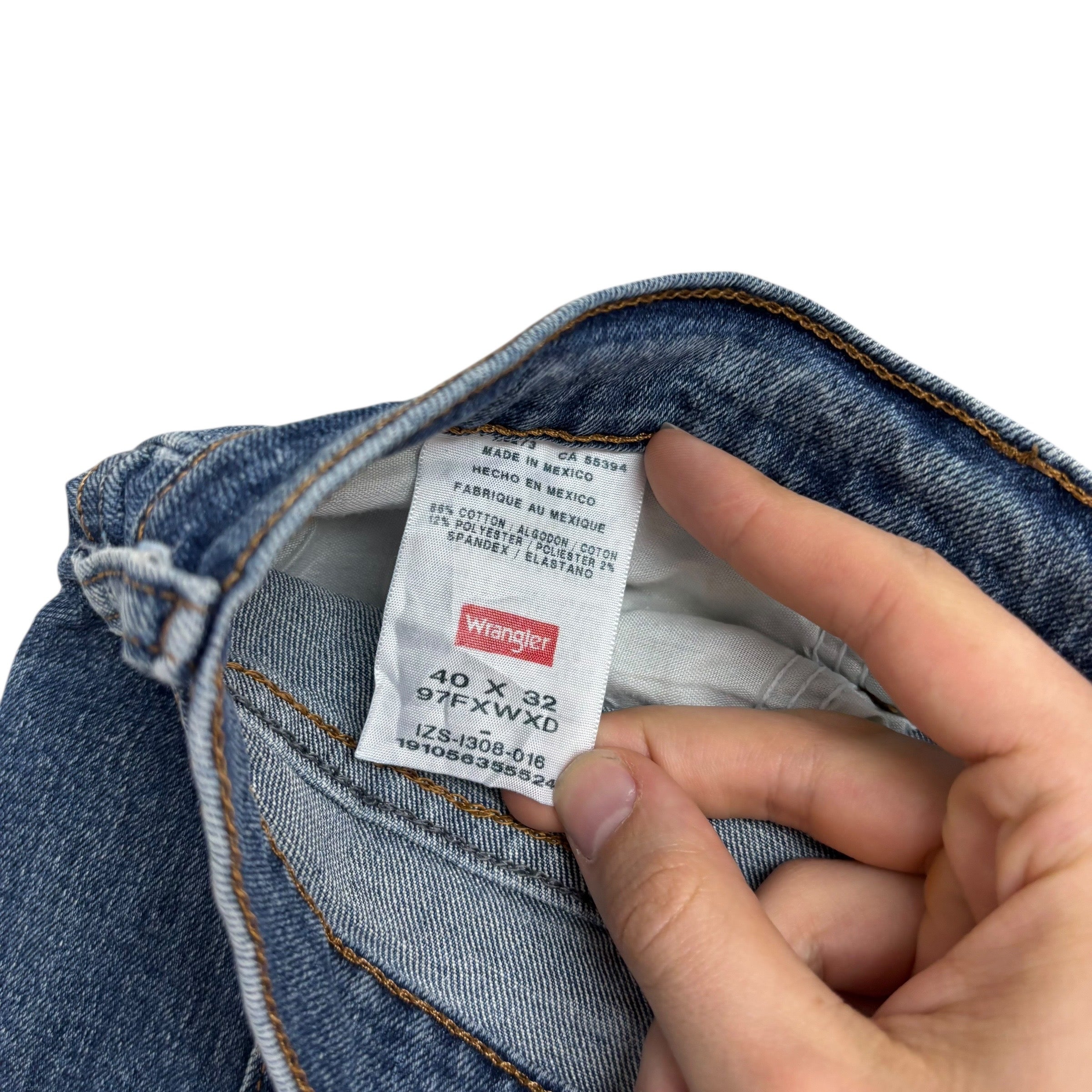 Wrangler Jeans W40 L32 Mens Mid Blue Relaxed Straight Fit Stretch Denim (E)