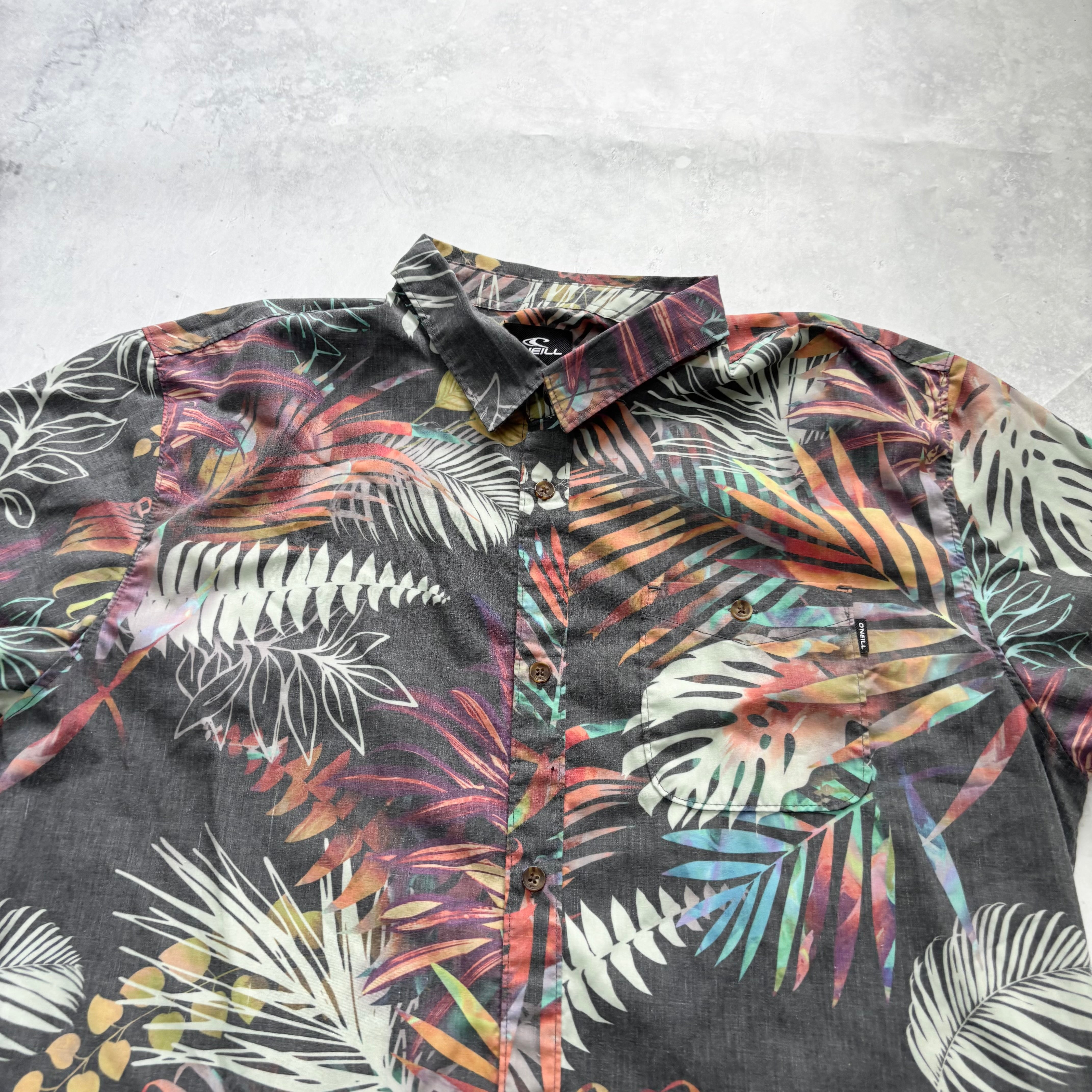 O'Neill Hawaiian Shirt Mens XL Grey Floral Aloha Short Sleeve Polyester Surf (E)