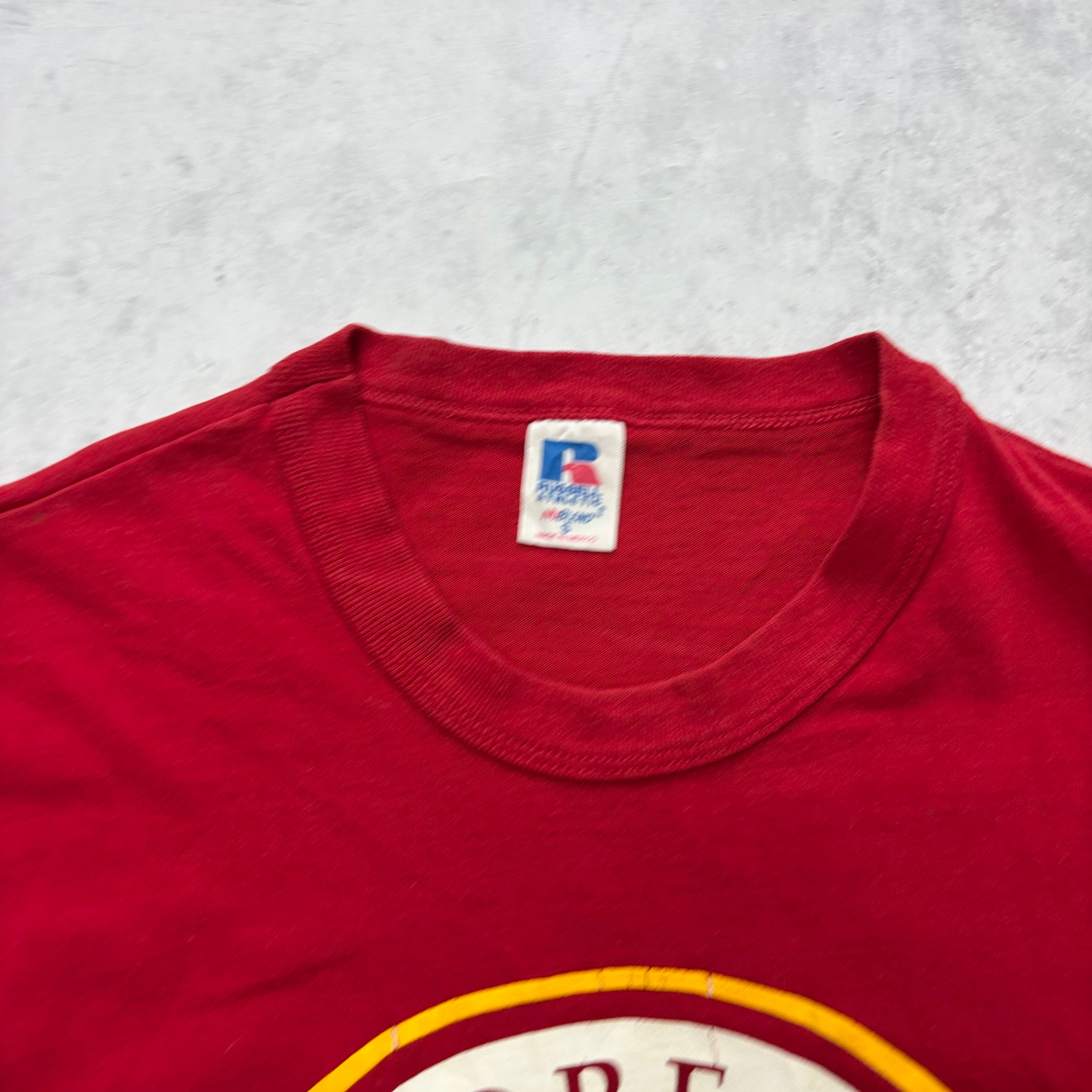 Vintage T Shirt Mens Small Red Graphic Print 90s College (E)