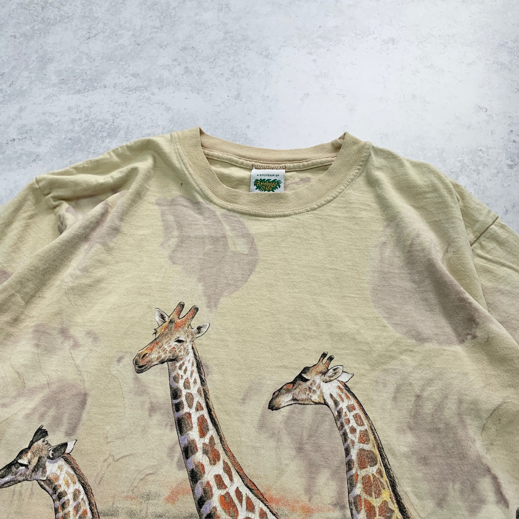 Vintage T Shirt Mens Medium Yellow Graphic Print Y2K USA Giraffe Nature Tie Die