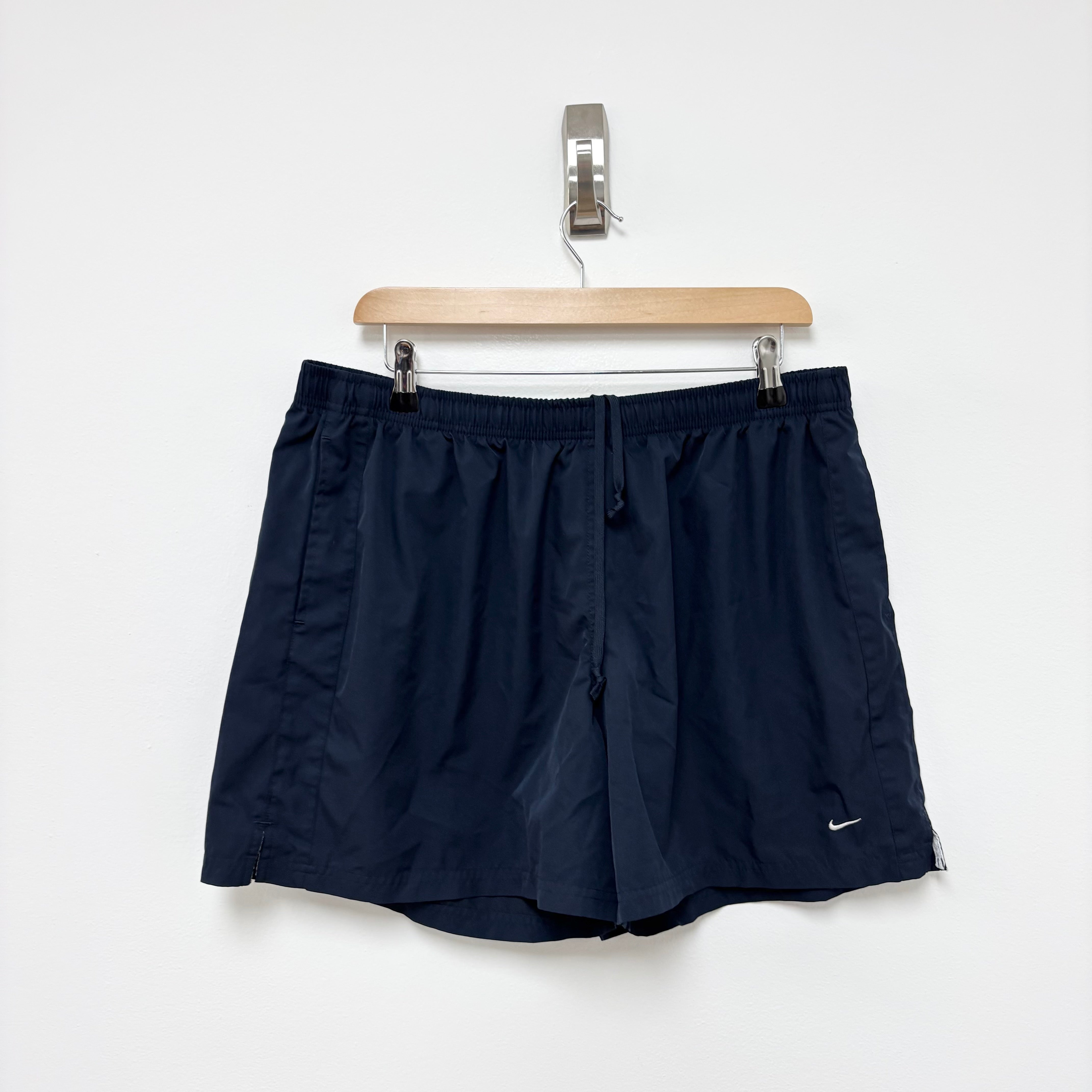 Nike Shorts Womens XL Navy Blue Vintage Running Sports Gym Athletic (E)