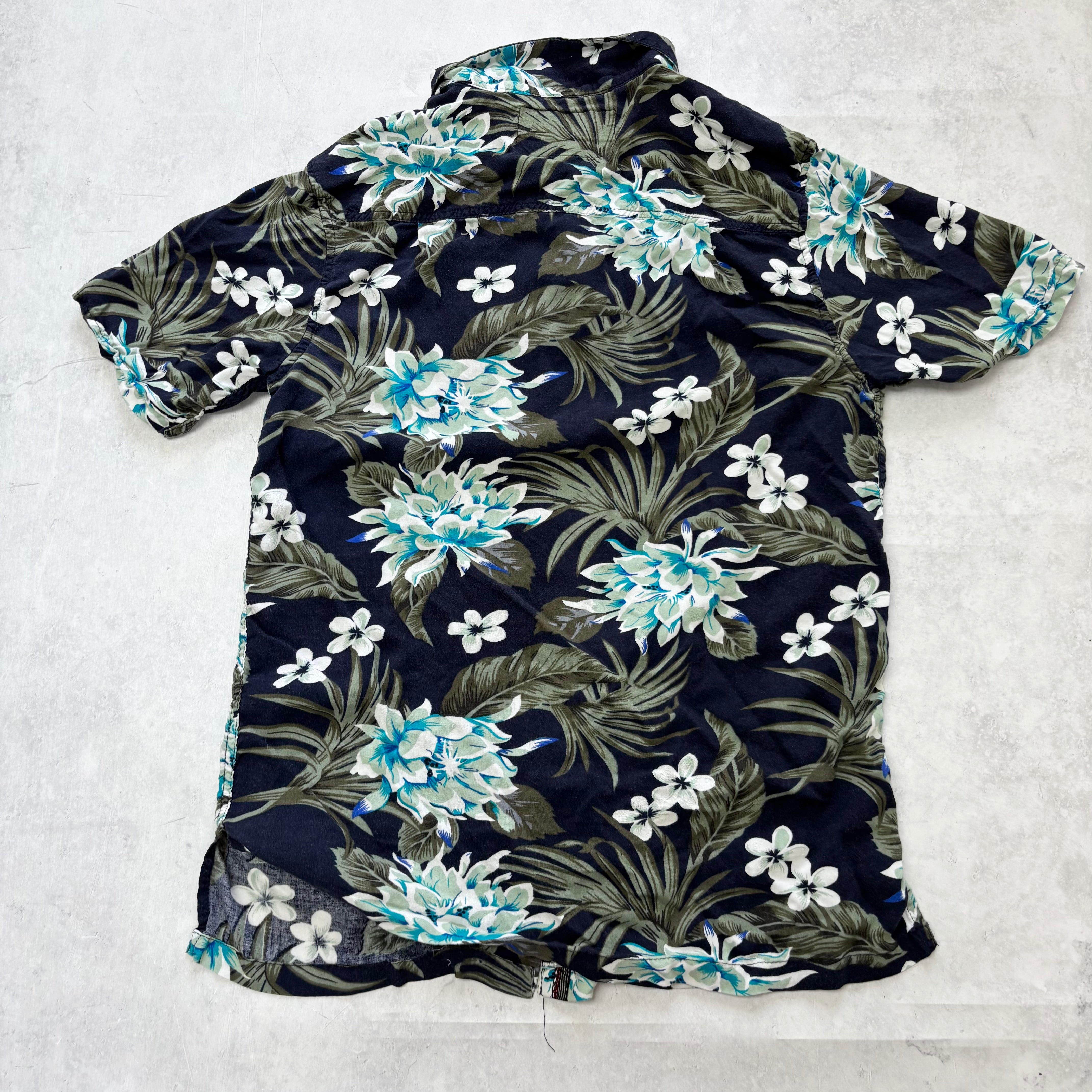 Hawaiian Shirt Mens Medium Navy Floral Aloha Short Sleeve Slim Fit (E)