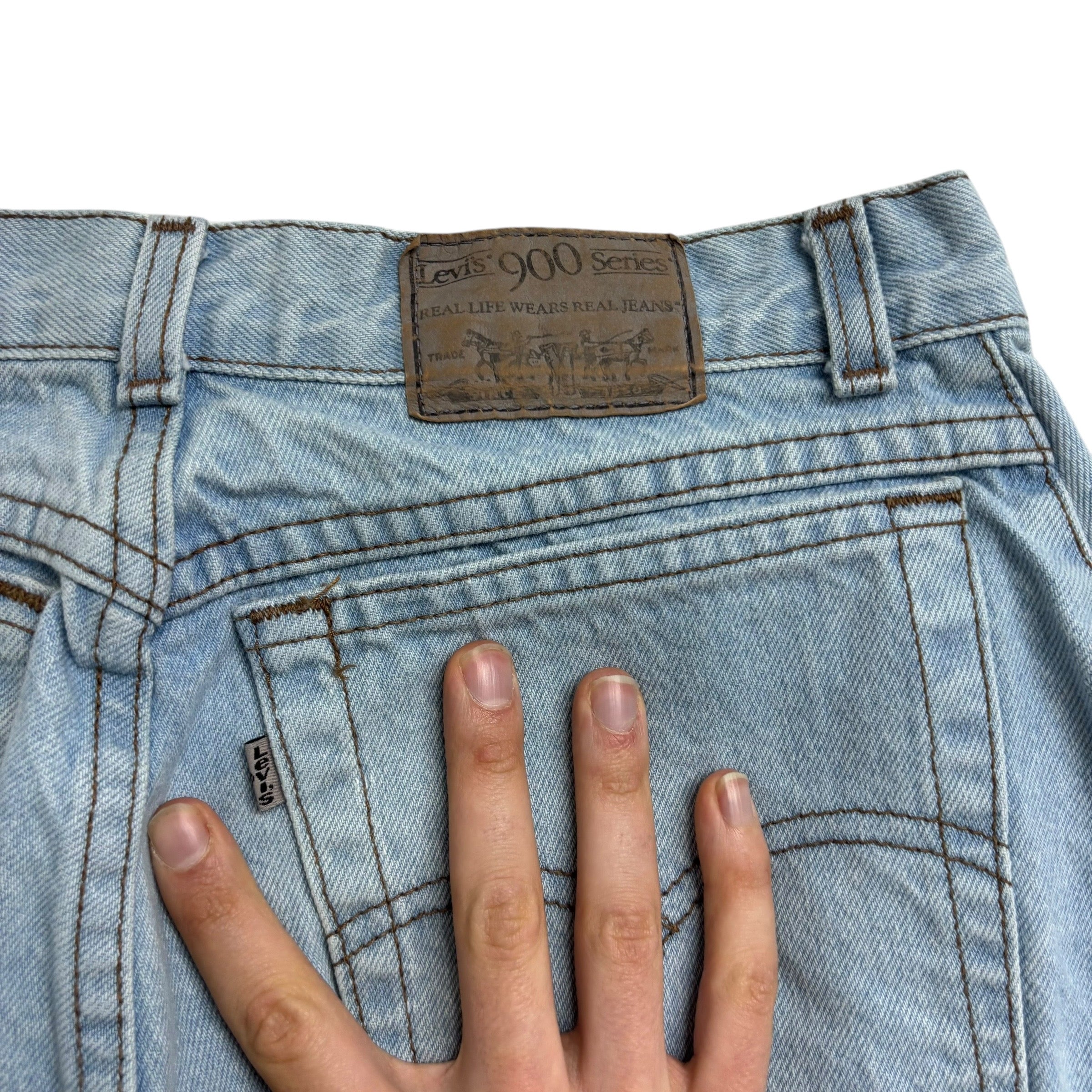 Levis Silver Tab Jeans W28 L31 Womens Light Blue Relaxed Taper Mom Vintage Denim