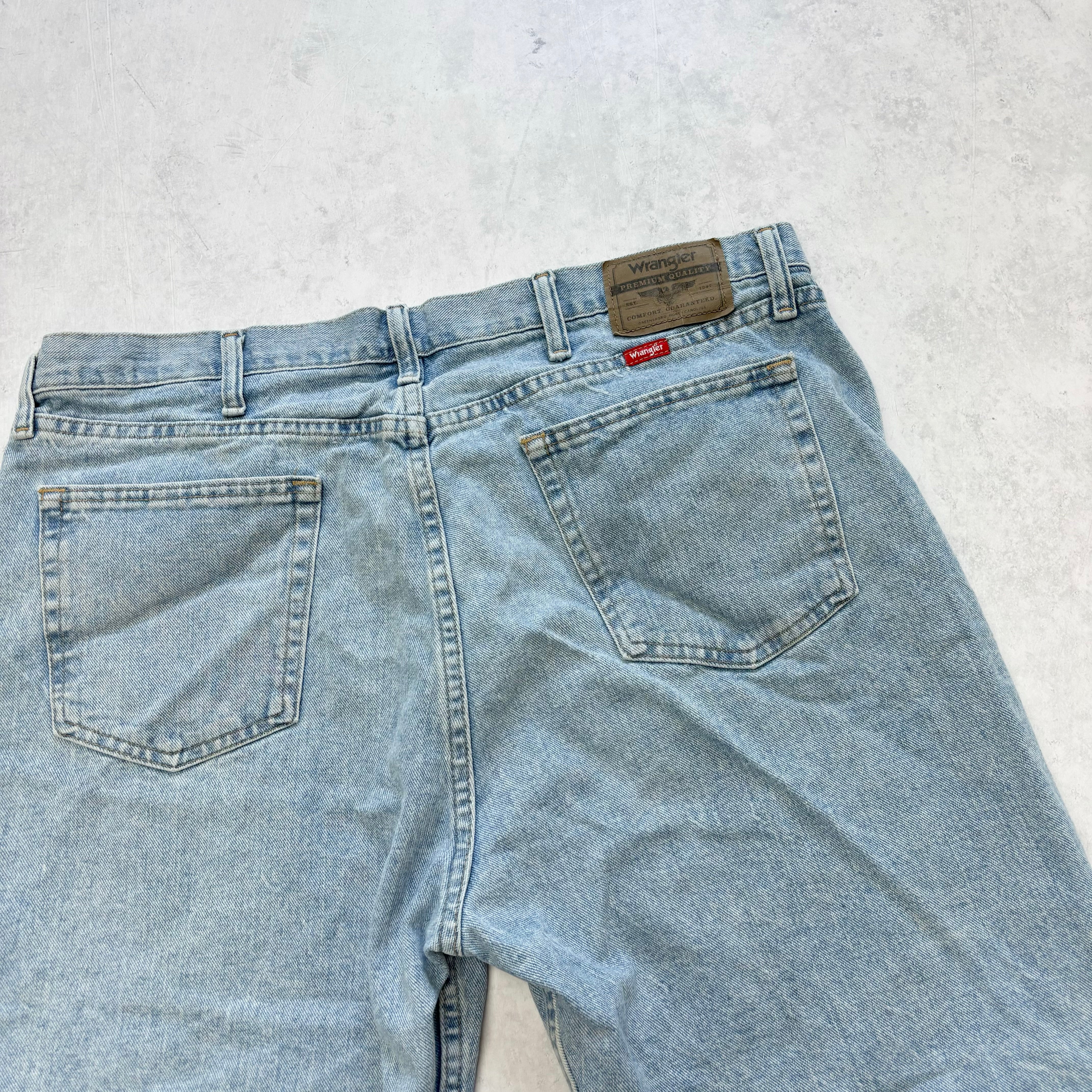 Vintage Wrangler Jorts W38 Mens Denim Shorts Light Blue Baggy Relaxed Fit